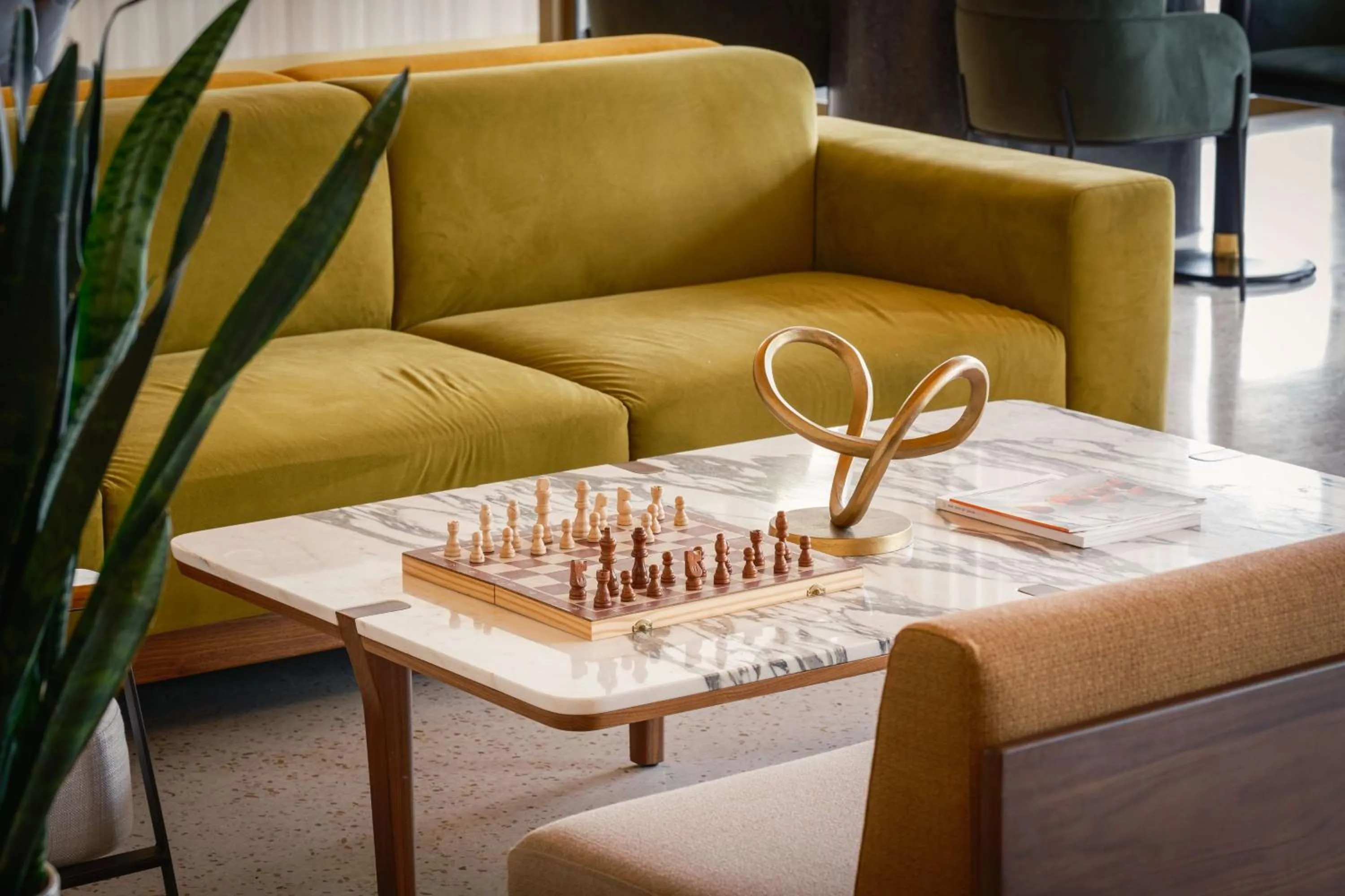 Lounge or bar in Radisson Blu Grand Hotel & Spa, Malo-Les-Bains