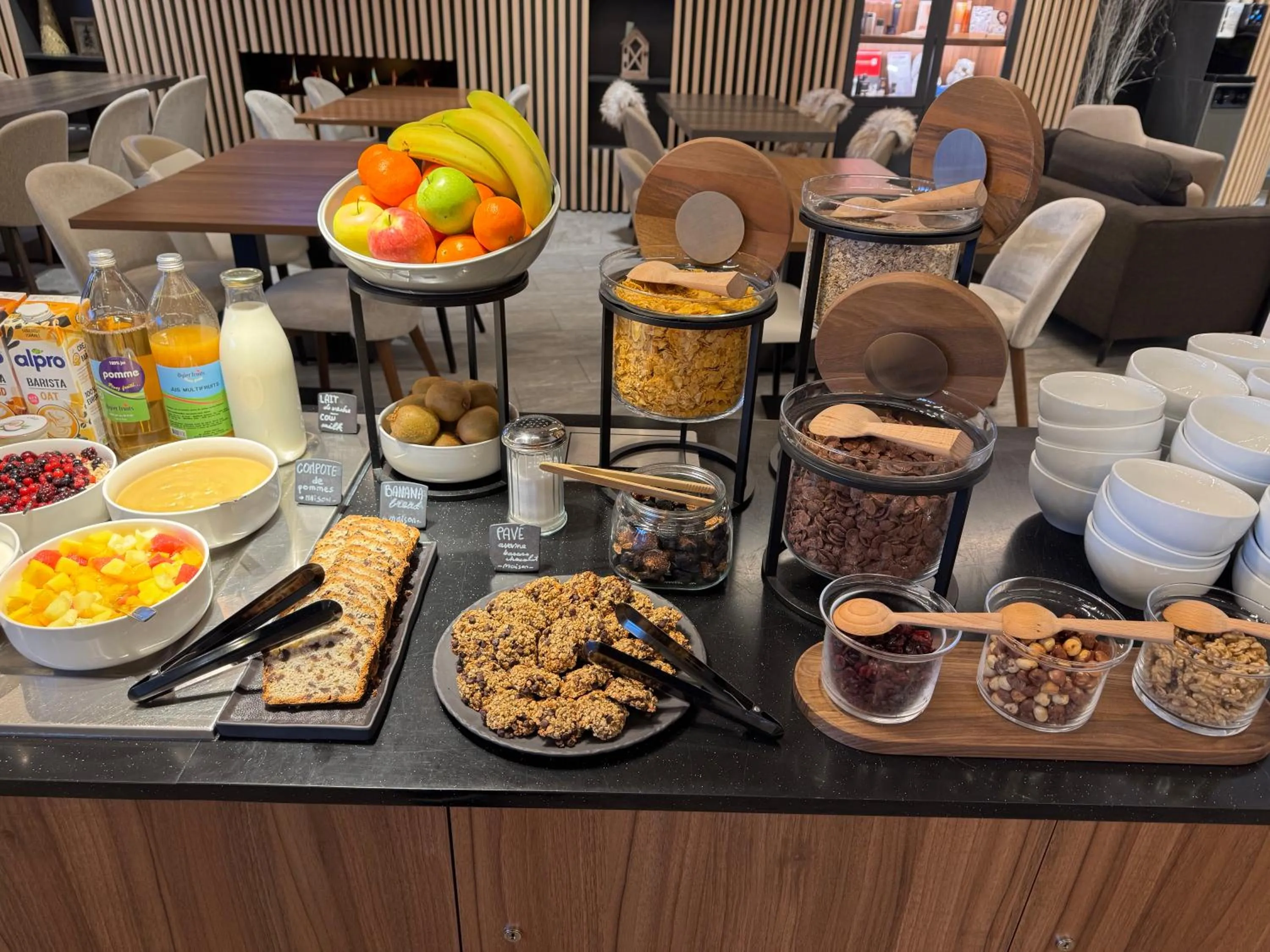 Continental breakfast in Résidence Odalys l'Éclose