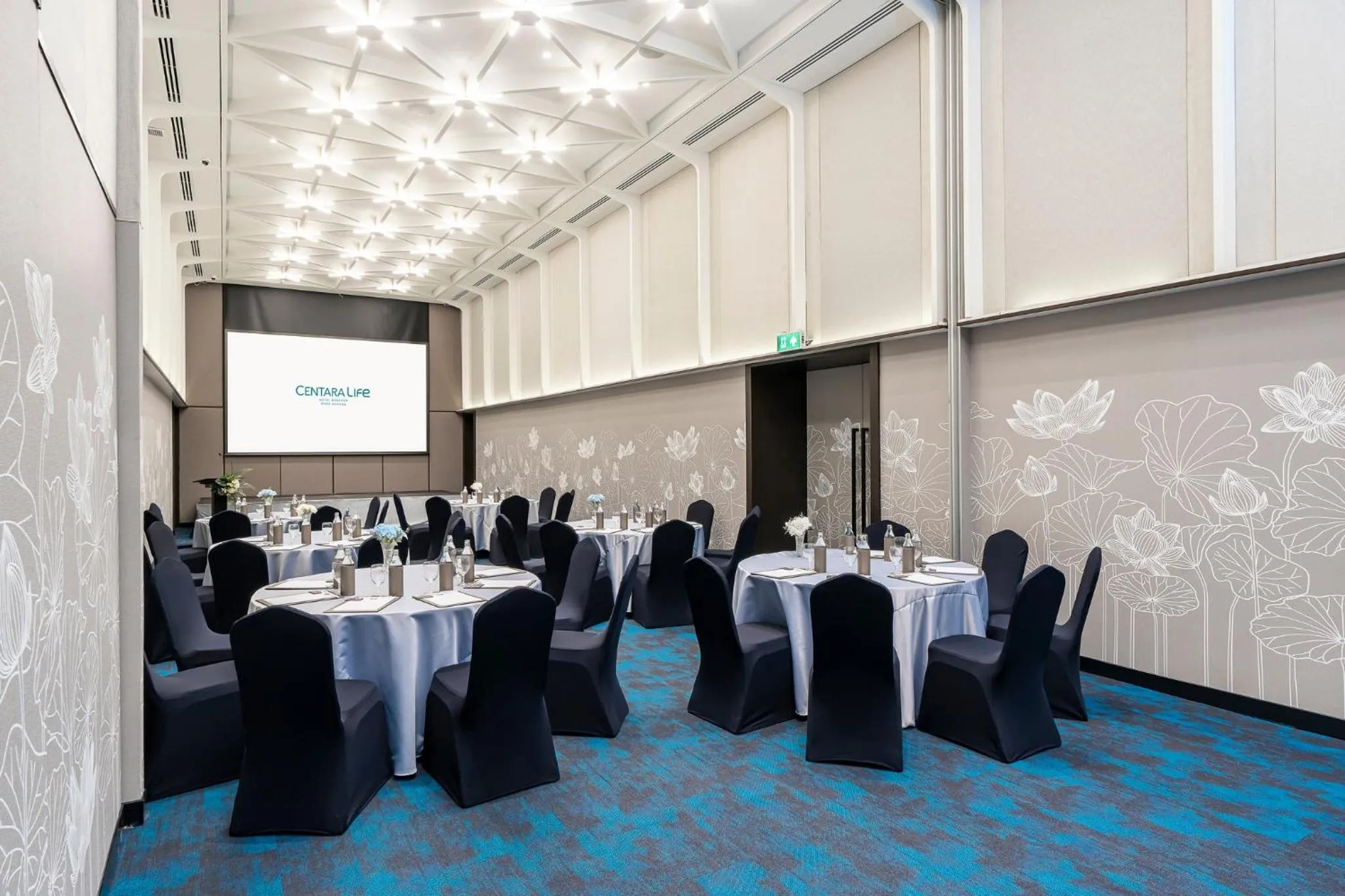 Meeting/conference room in Centara Life Hotel Bangkok Phra Nakhon