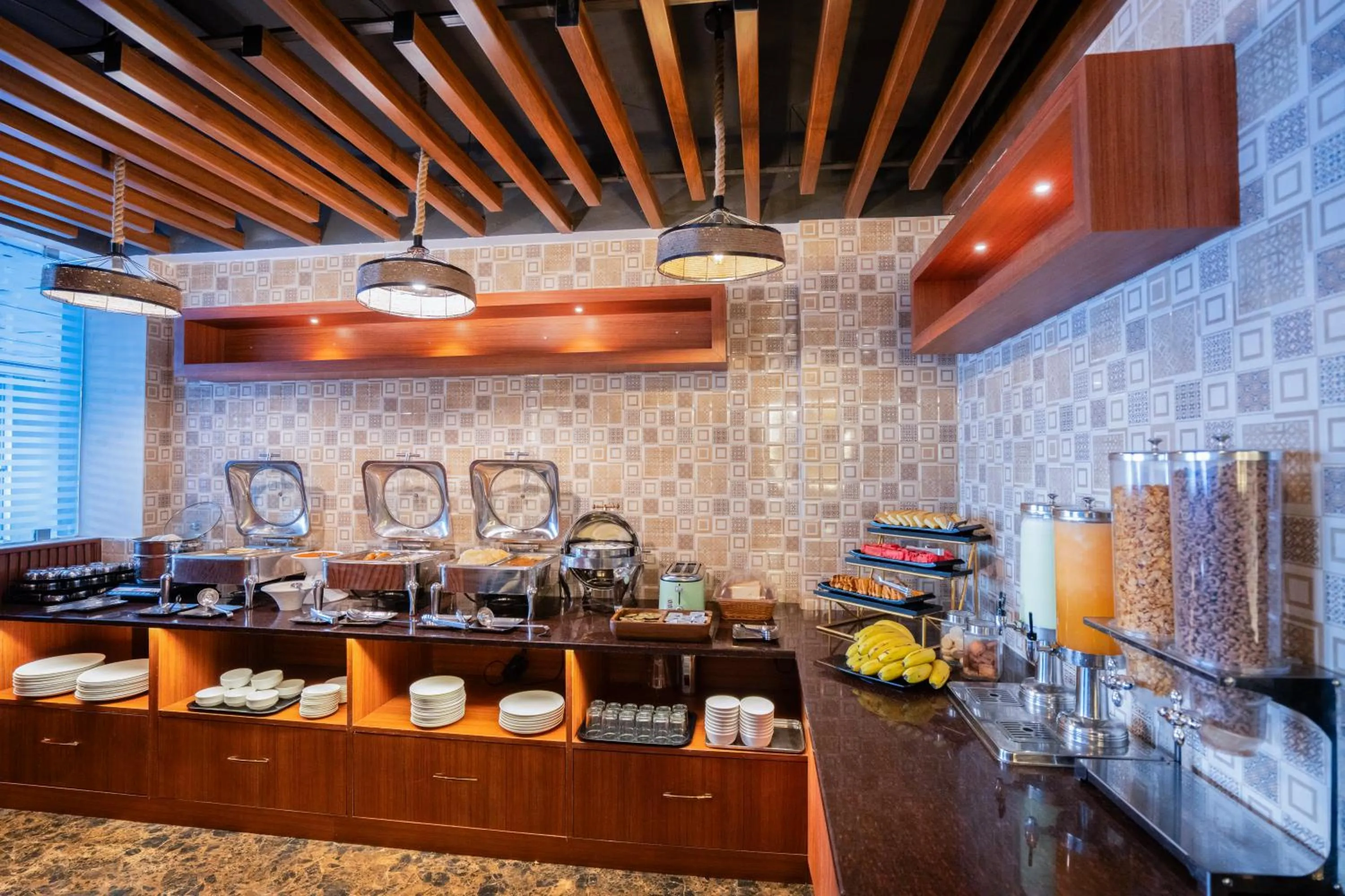 Breakfast in Park Avenue Hotel Nungambakkam