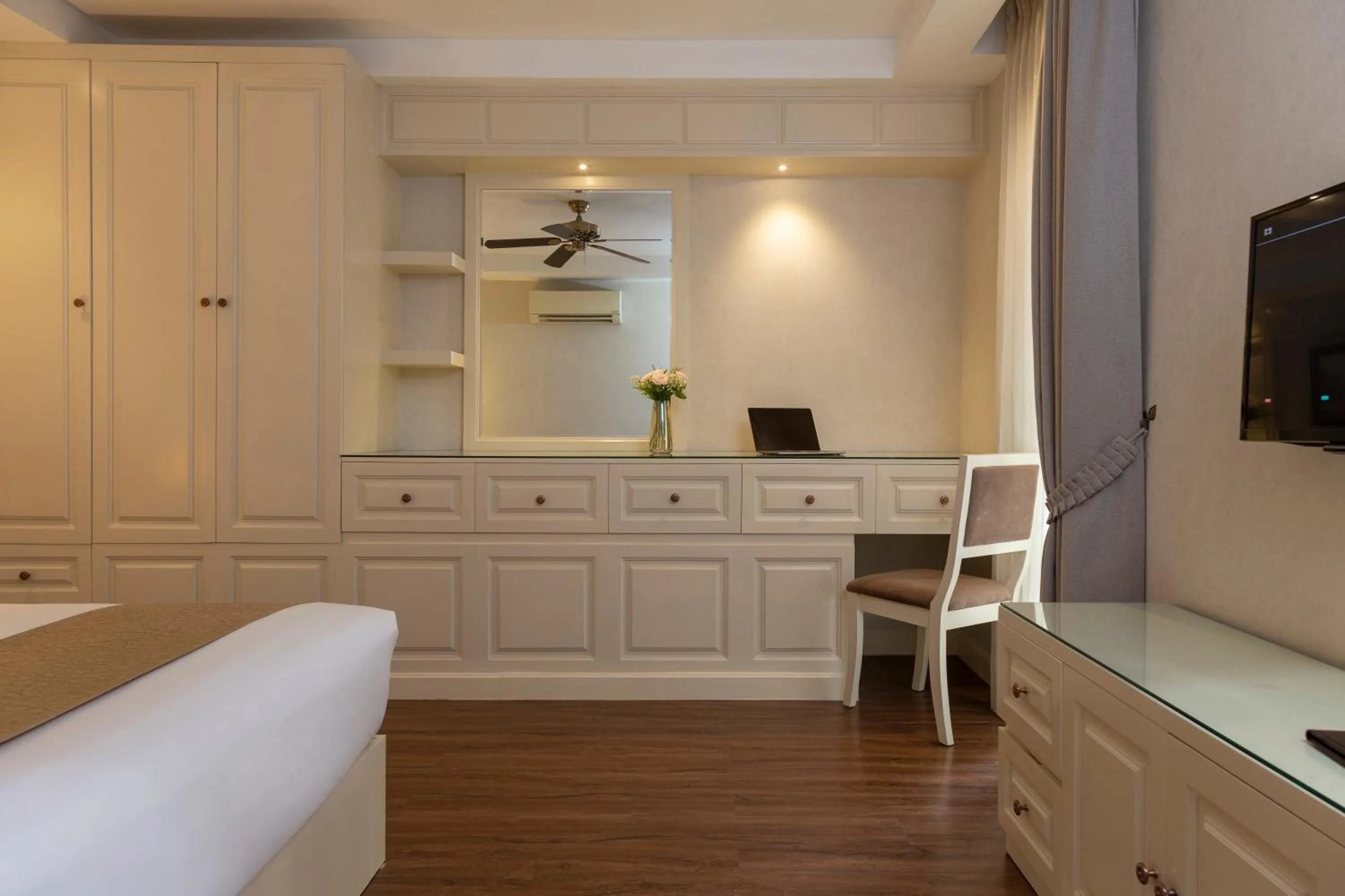 Seating area in Anik Boutique Hotel