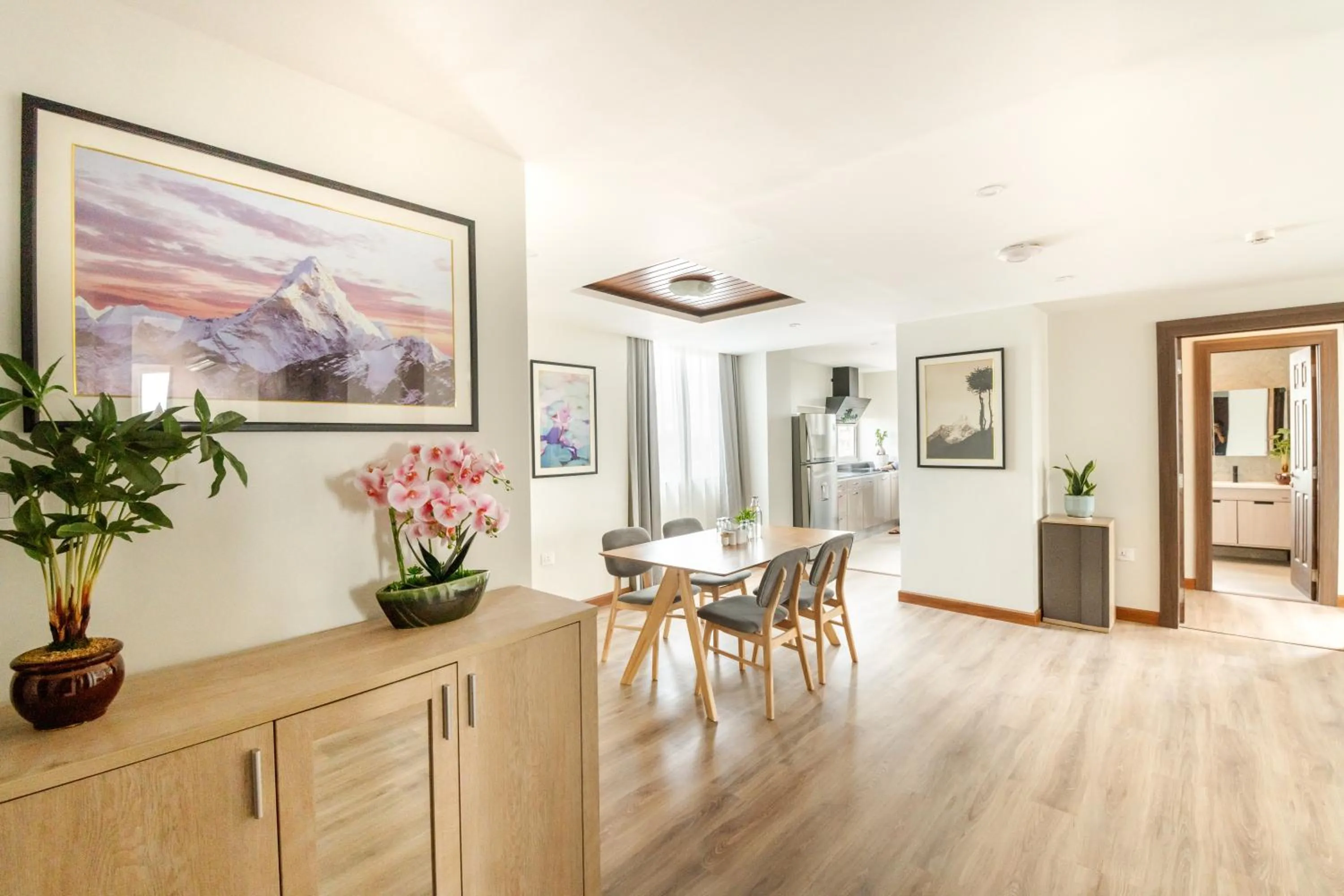 Kitchen or kitchenette in Mila Hotel