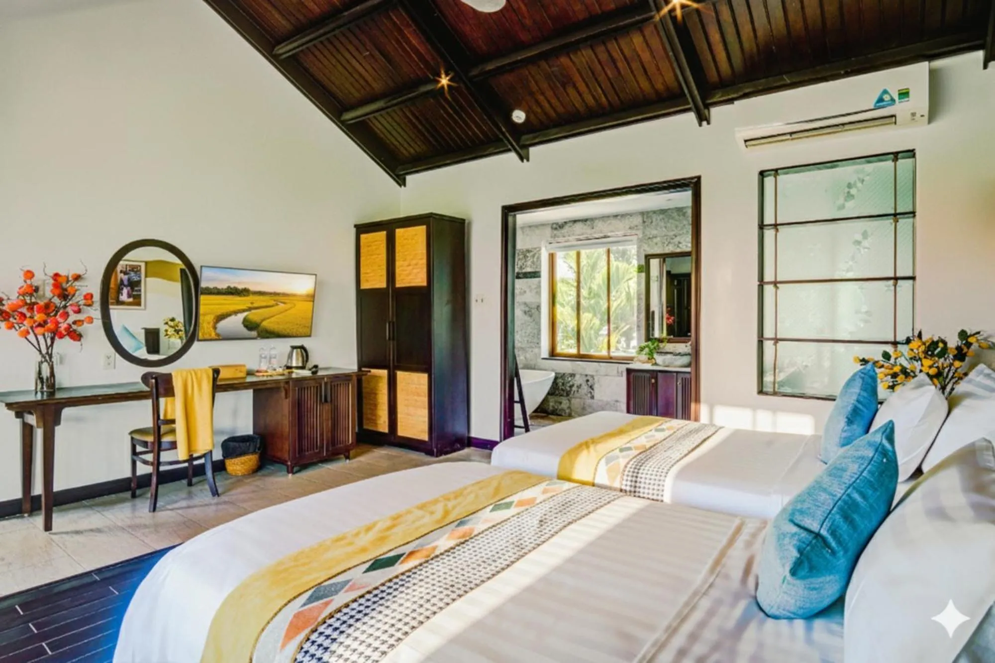 Shower, Bed in Én Retreat Hoi An