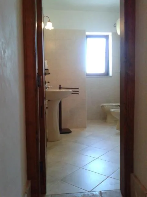 Bathroom in Masseria Torricella