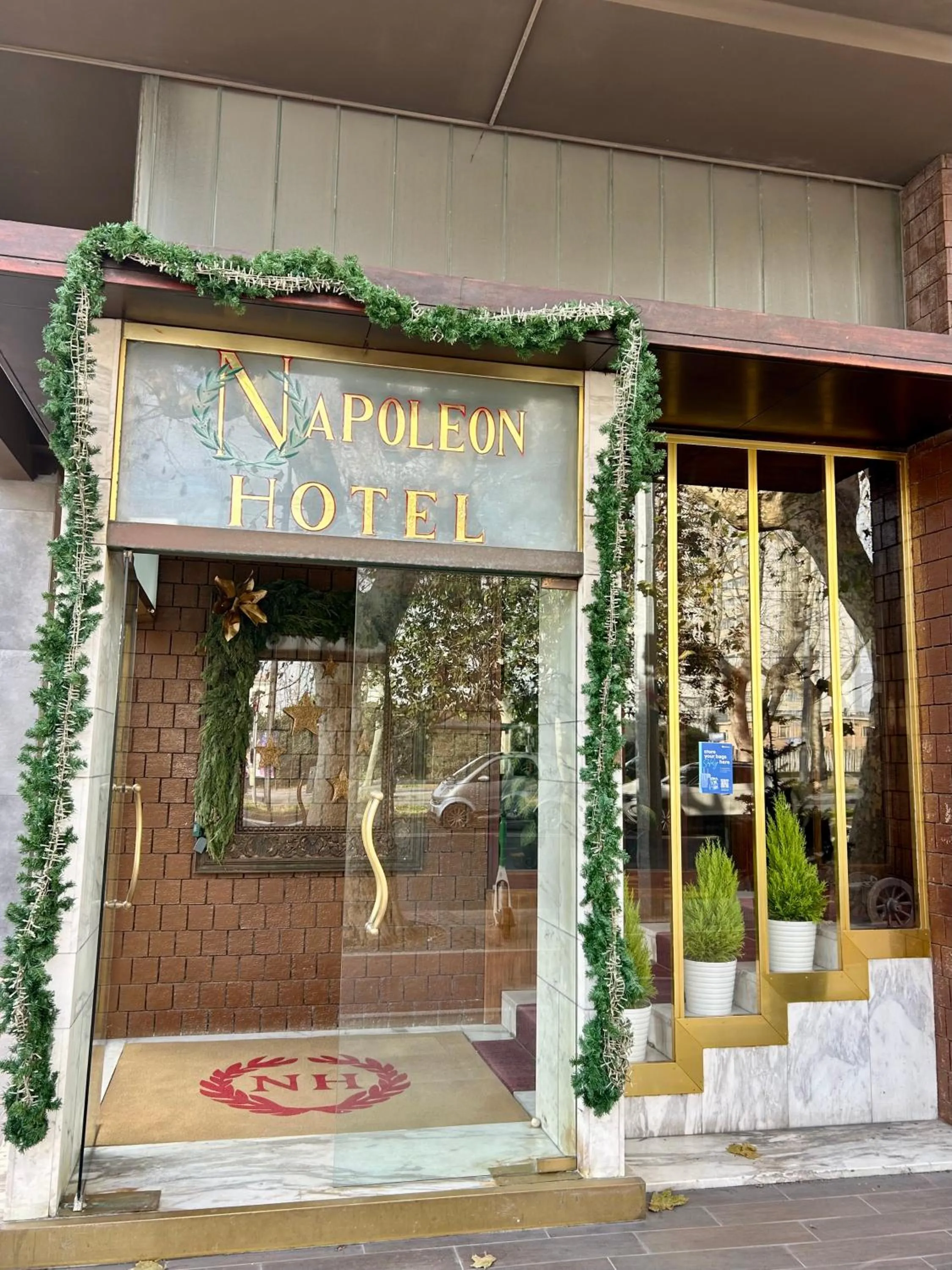 Facade/entrance in Hotel Napoleon - City & Station