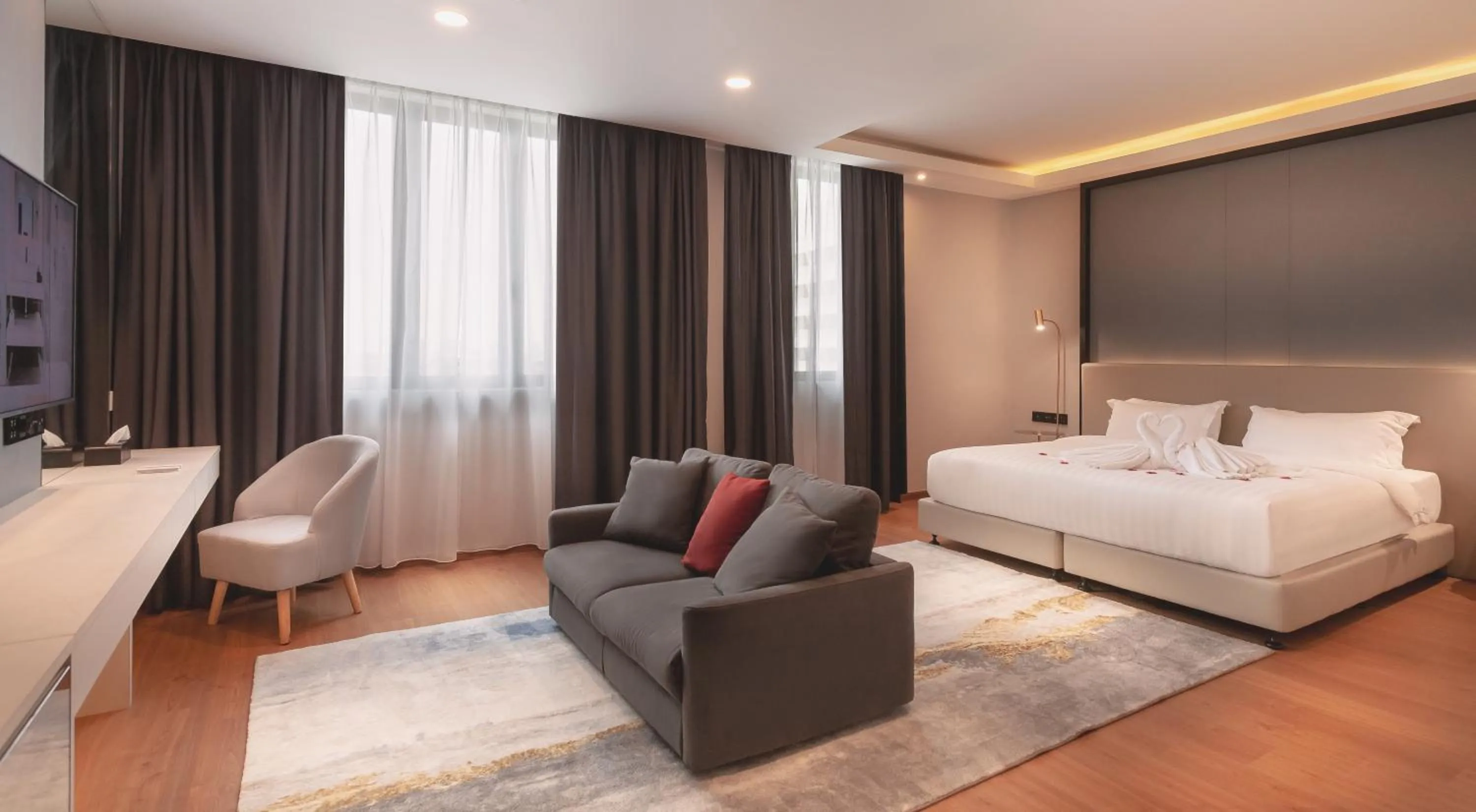 Bedroom, Bed in FUHOTEL