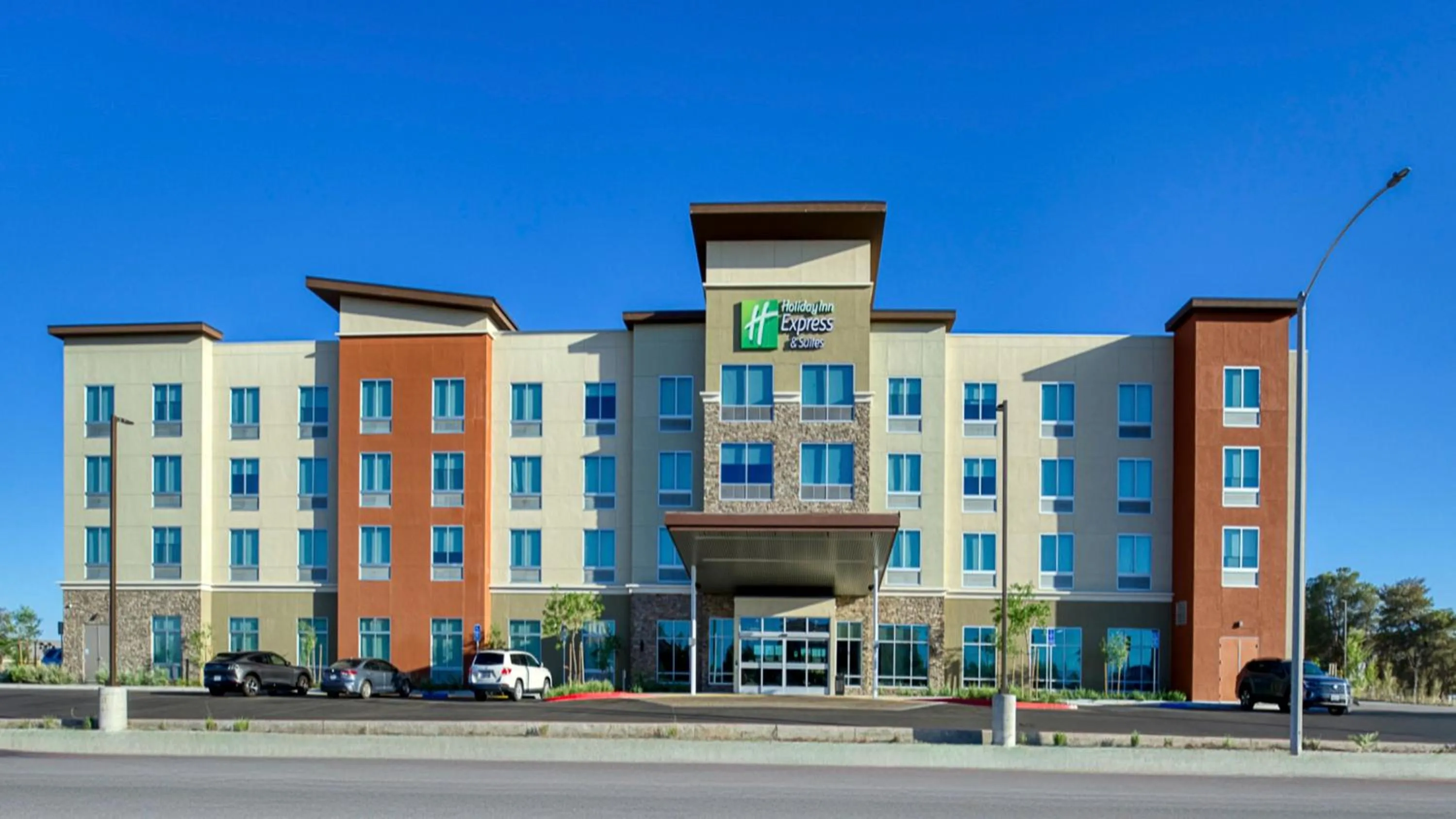 Property building in Holiday Inn Express & Suites Ridgecrest - China Lake by IHG