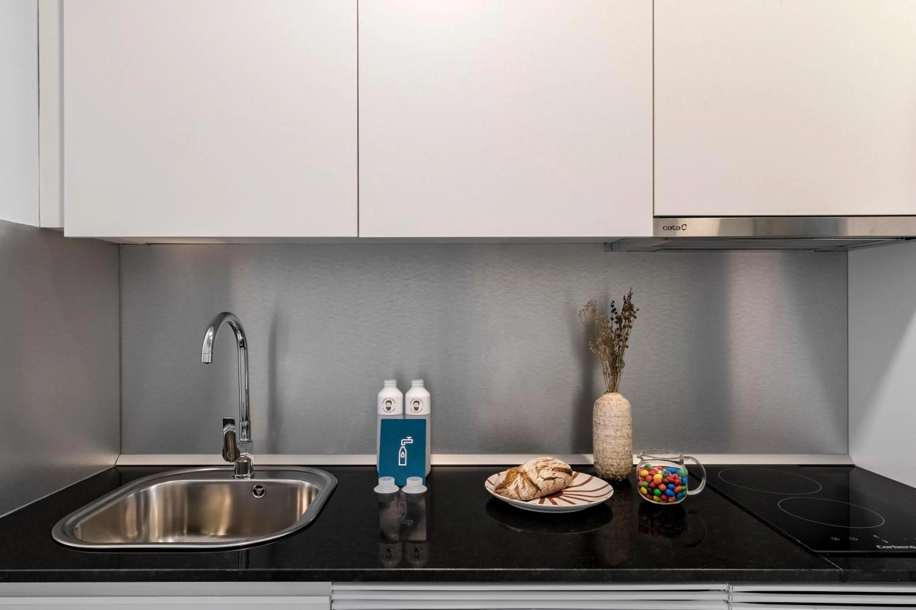 Kitchen or kitchenette in Bob W Arte