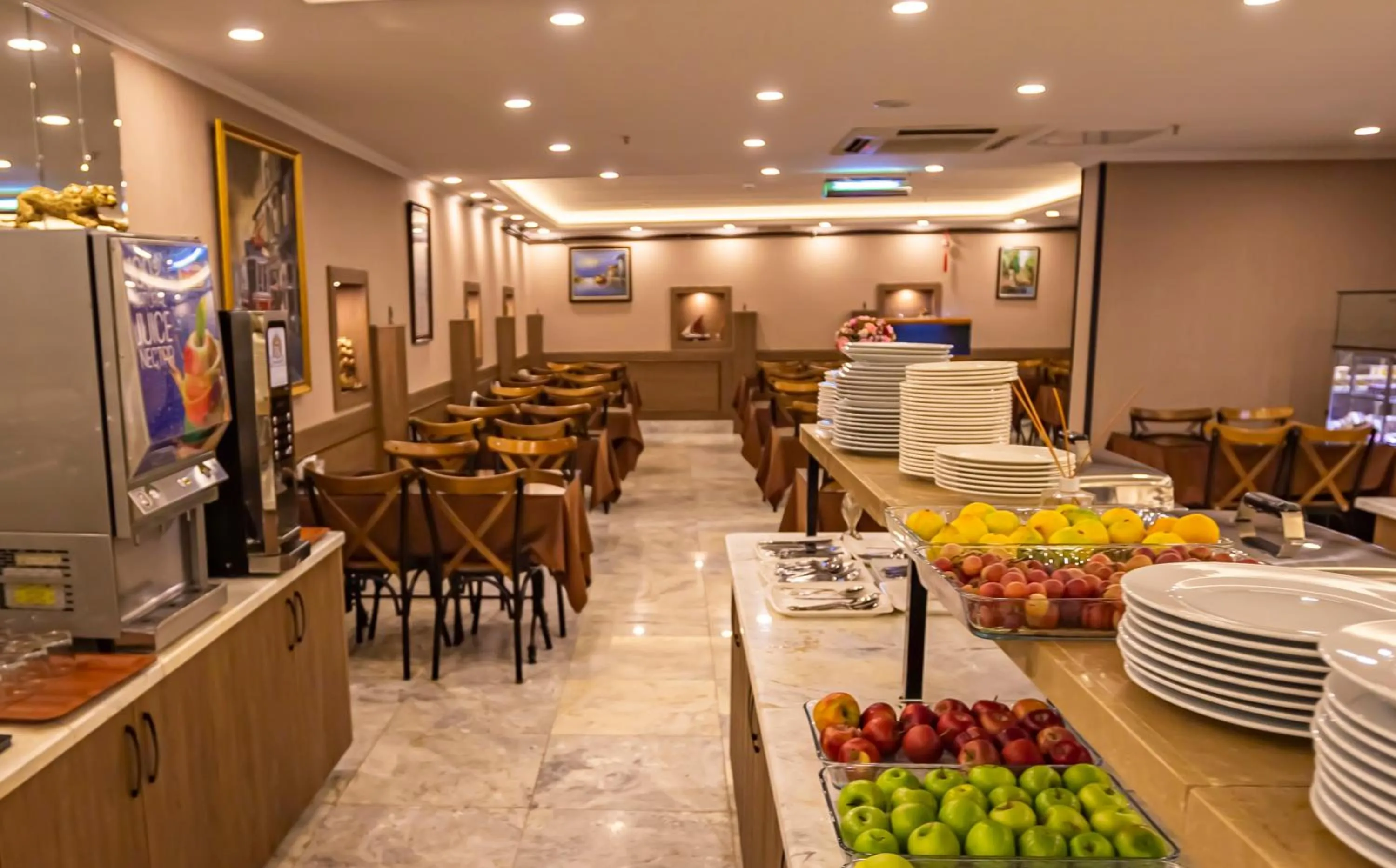 Restaurant/places to eat in Hamitbey Hotel Yenikapı