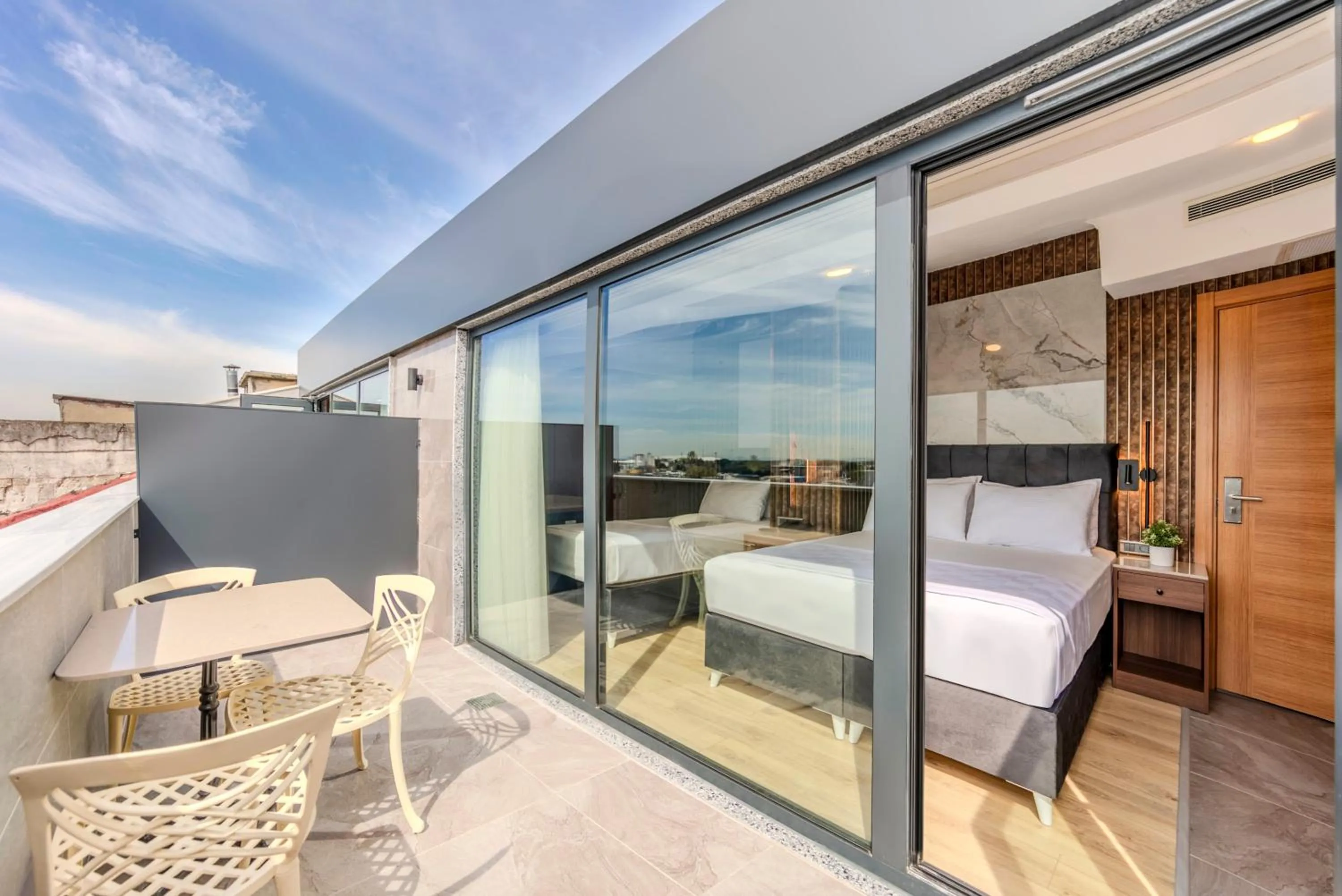 Photo of the whole room, Bed in Hamitbey Hotel Yenikapı