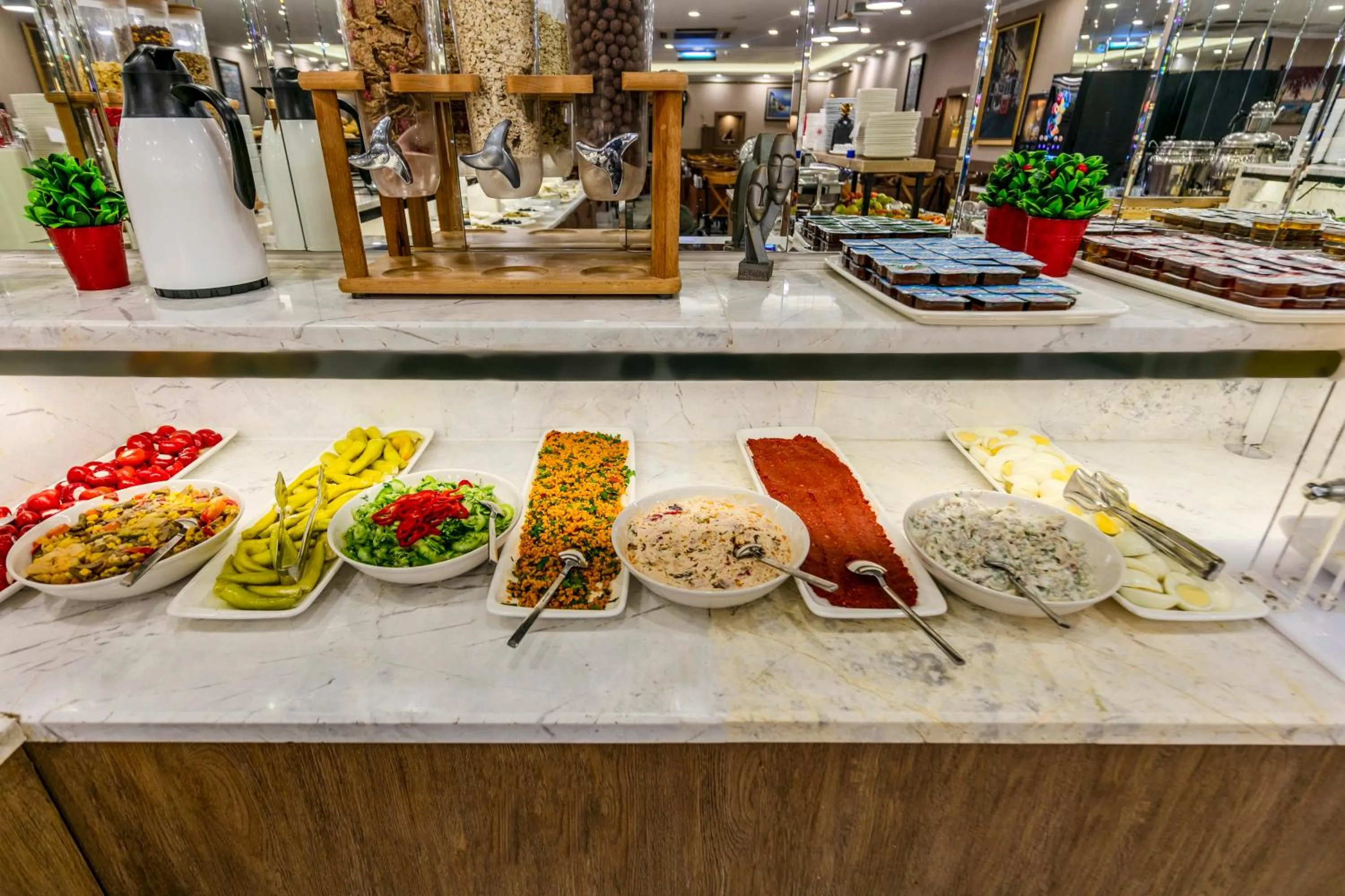 Buffet breakfast in Hamitbey Hotel Yenikapı