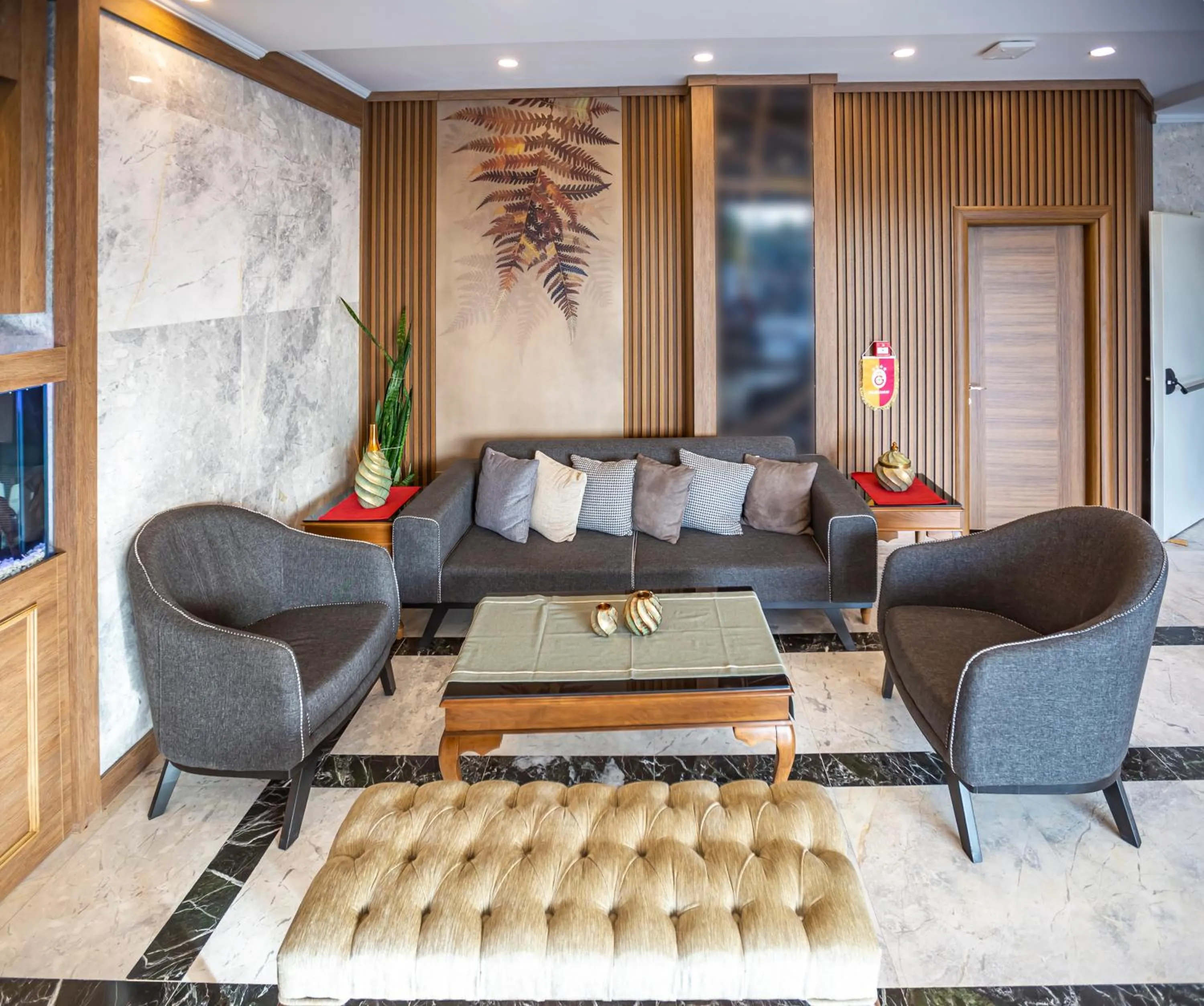 Seating area in Hamitbey Hotel Yenikapı