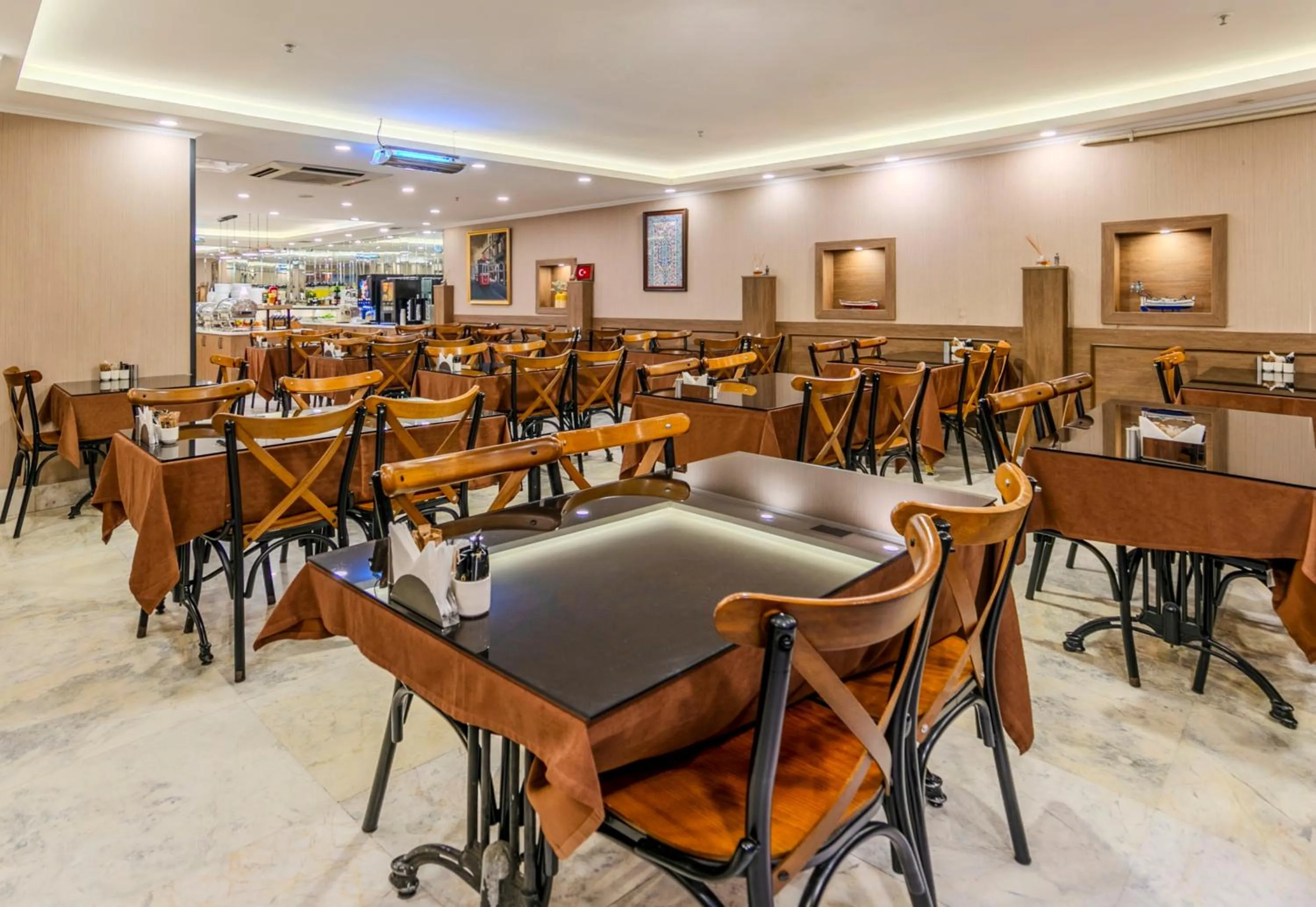 Restaurant/places to eat in Hamitbey Hotel Yenikapı