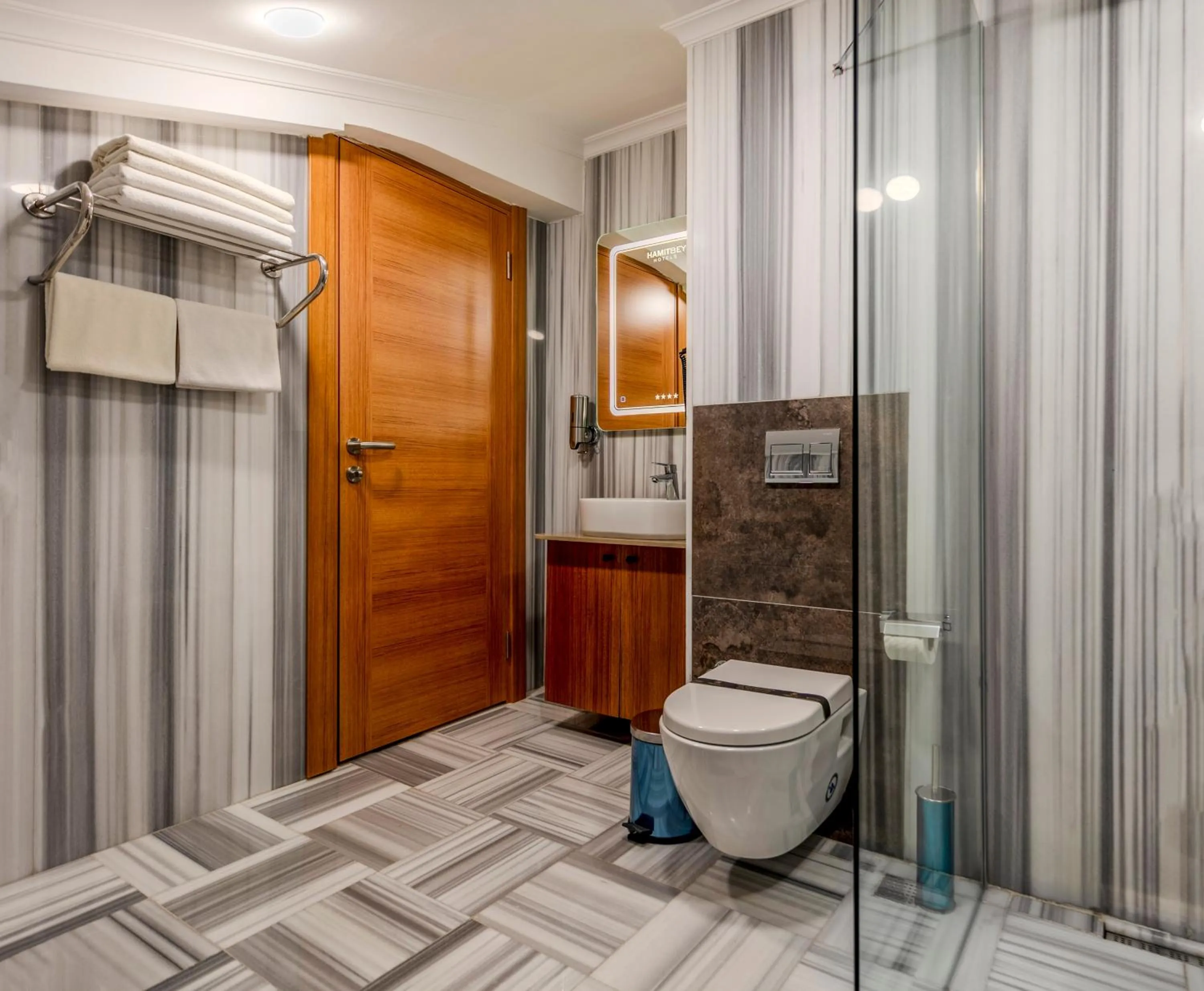 Toilet in Hamitbey Hotel Yenikapı