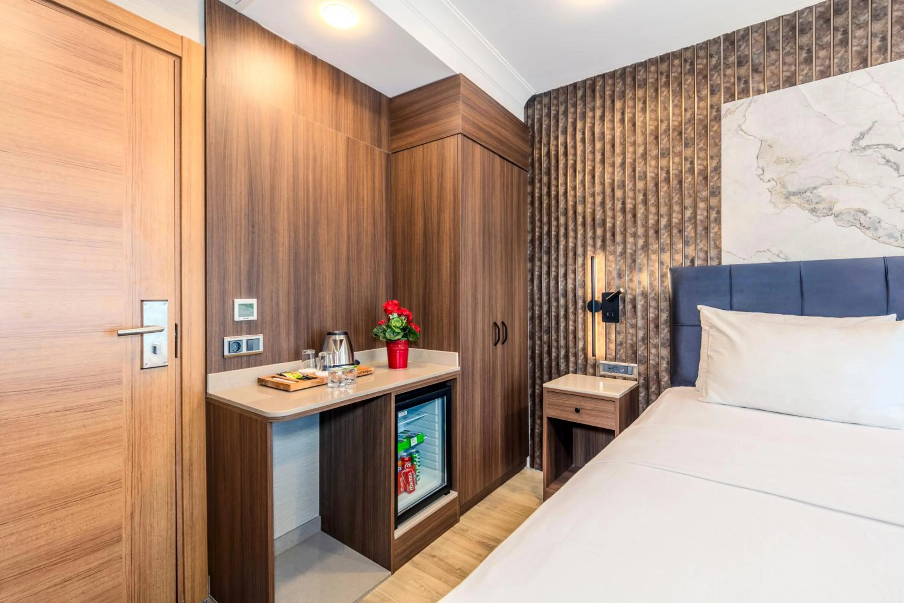 Kitchen or kitchenette, Bed in Hamitbey Hotel Yenikapı