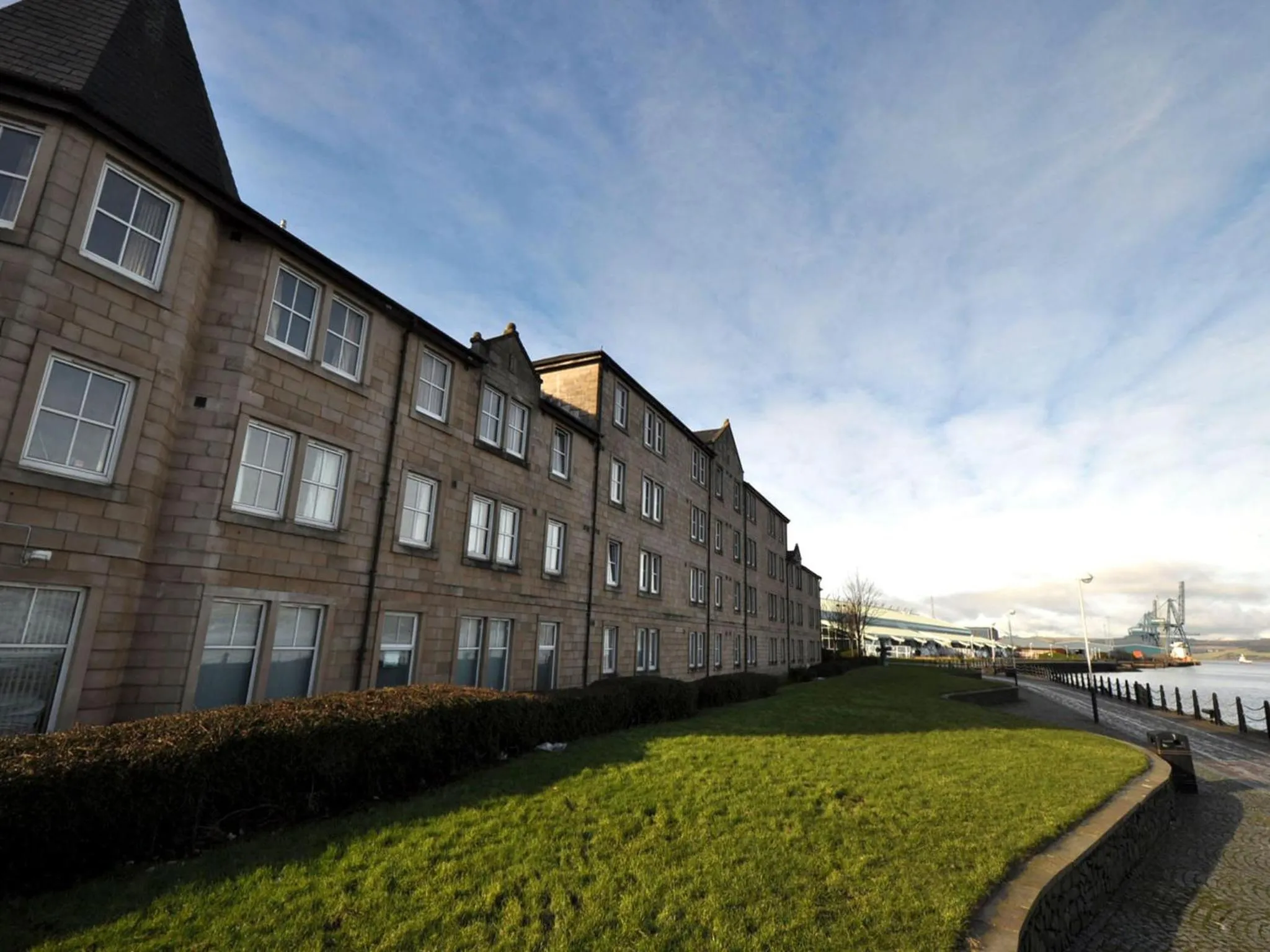 Bird's eye view in The Waterfront