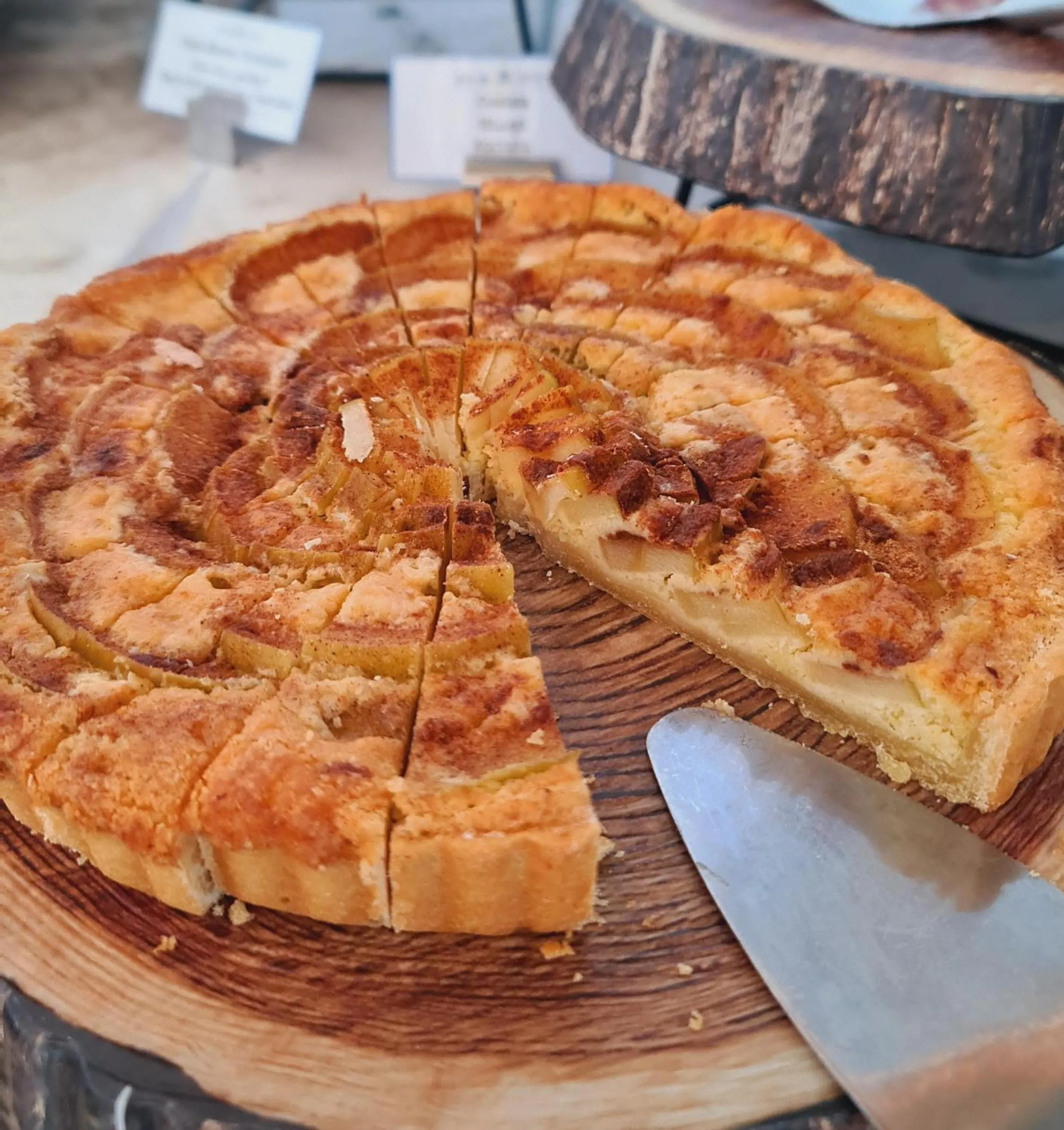 Food and drinks in Royal M Al Aqah Beach Resort by Gewan