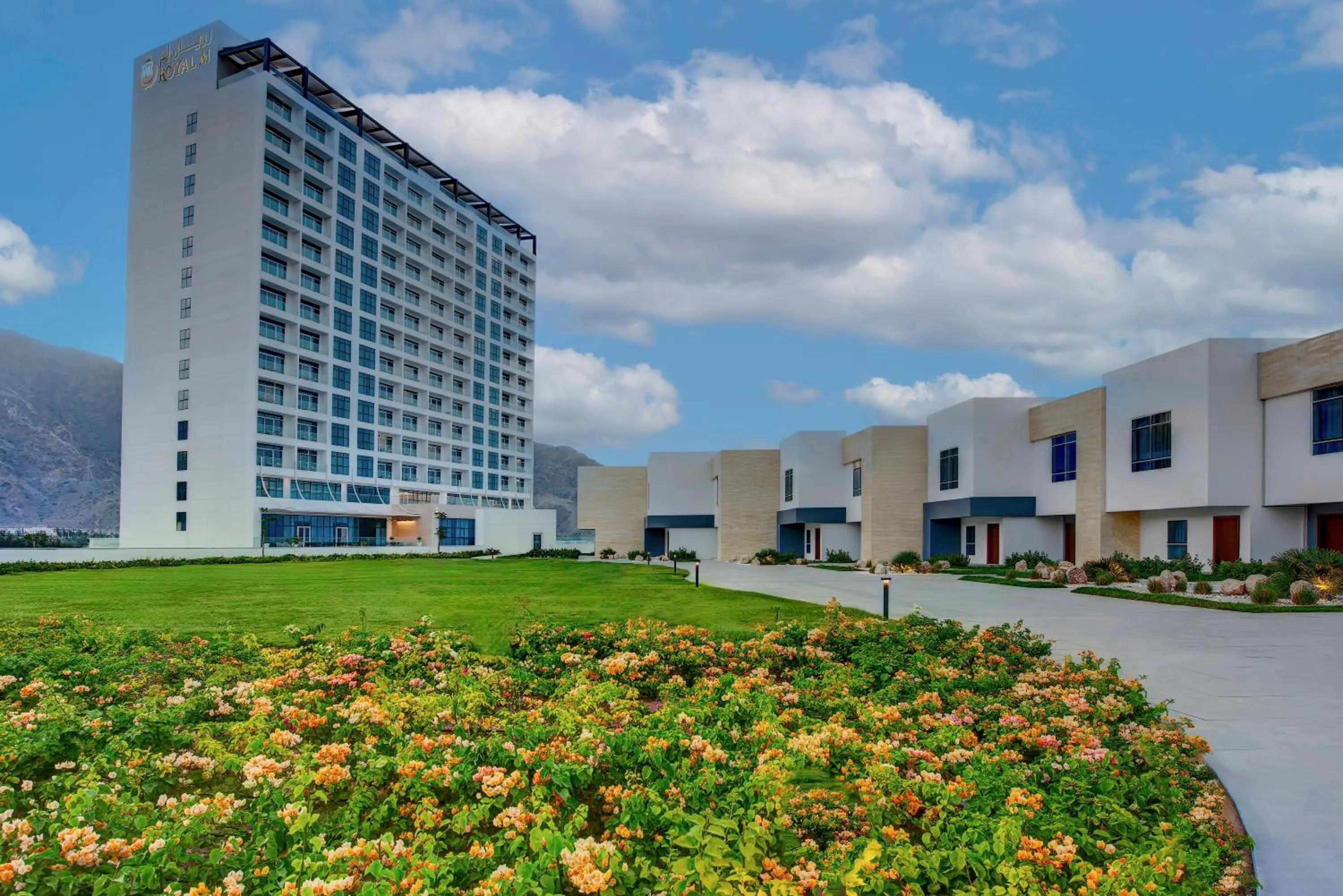 Property building in Royal M Al Aqah Beach Resort by Gewan