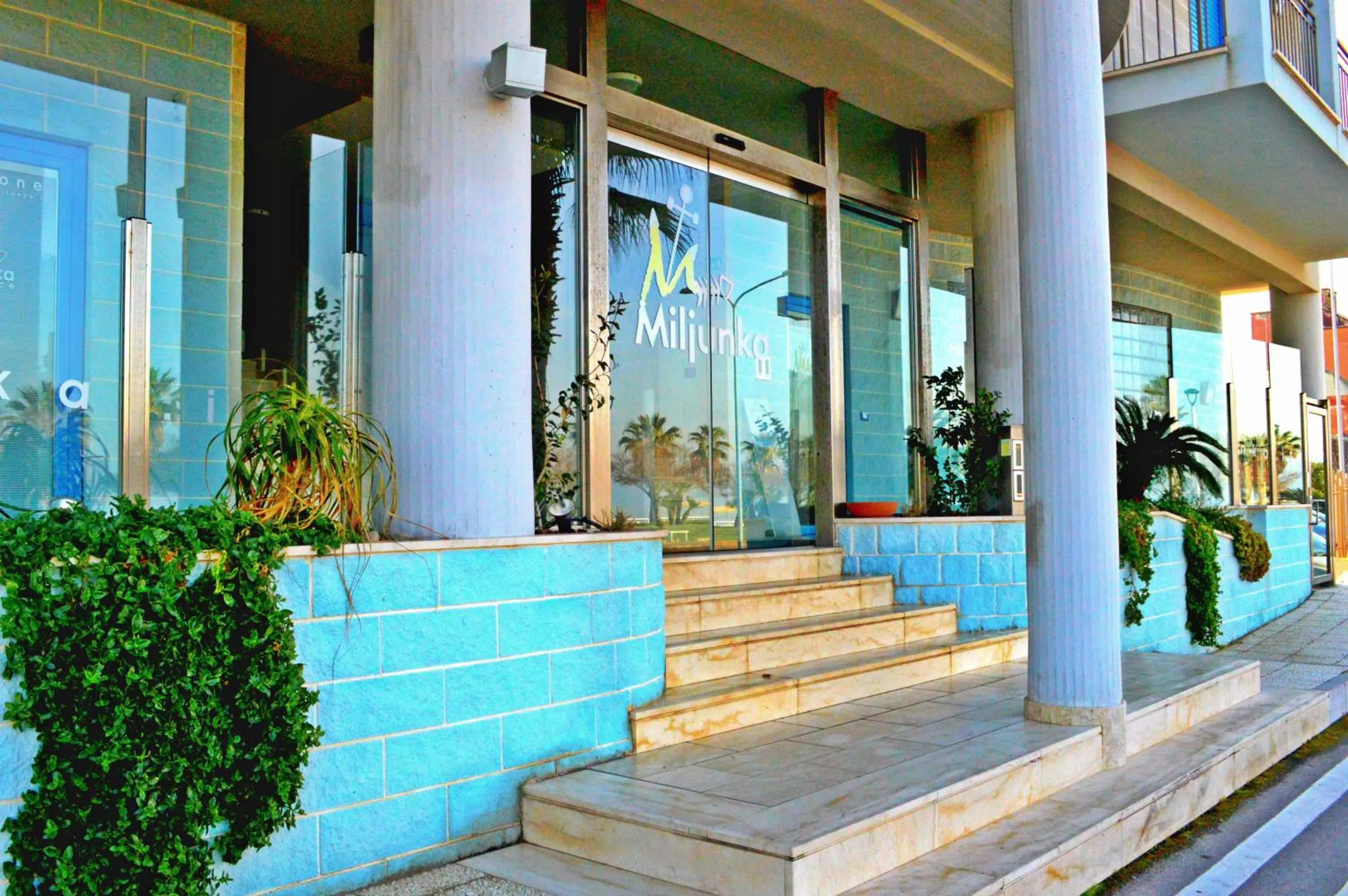 Facade/entrance in Residence Miljunka