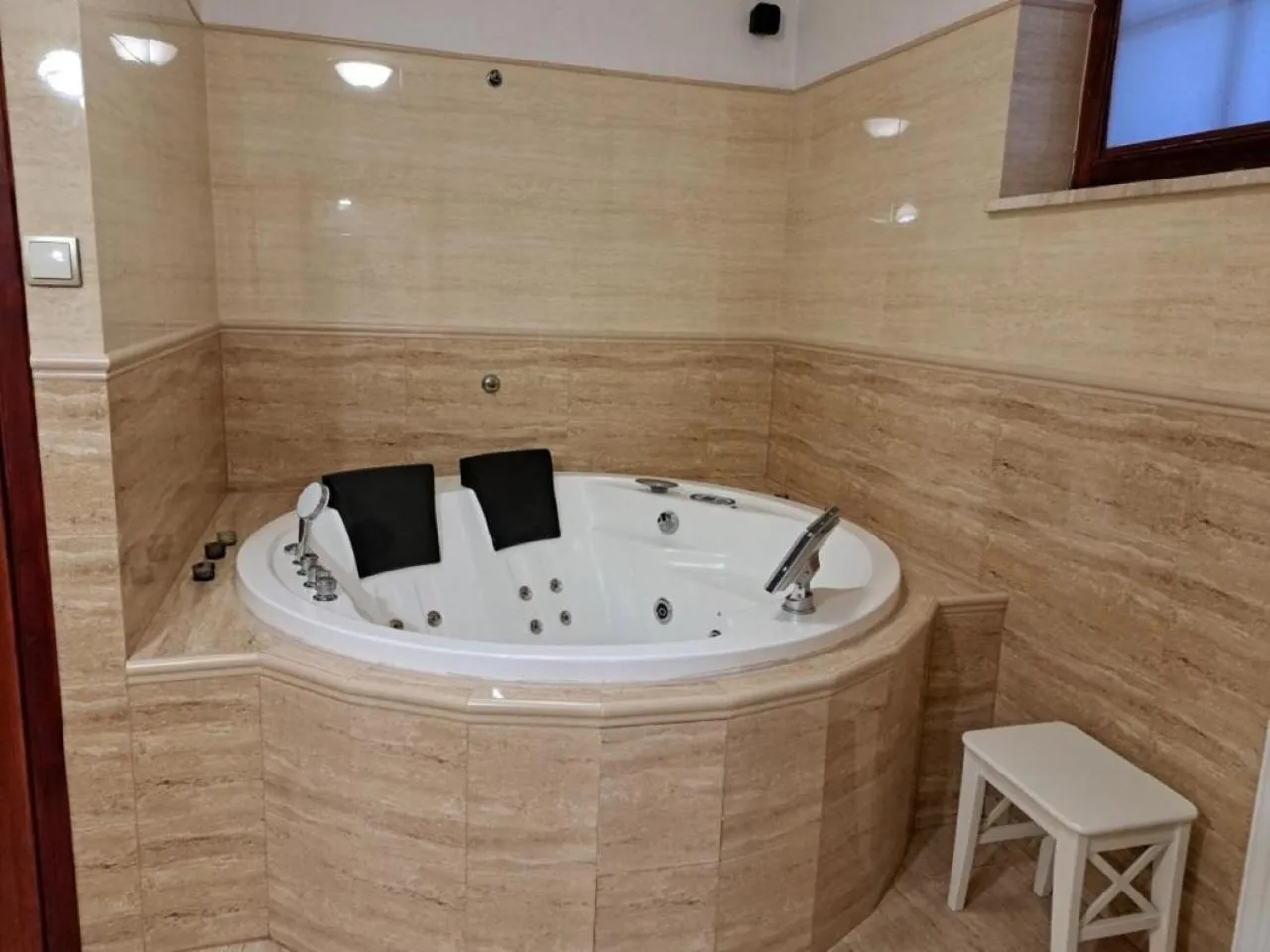 Hot Tub in Końska Dolina