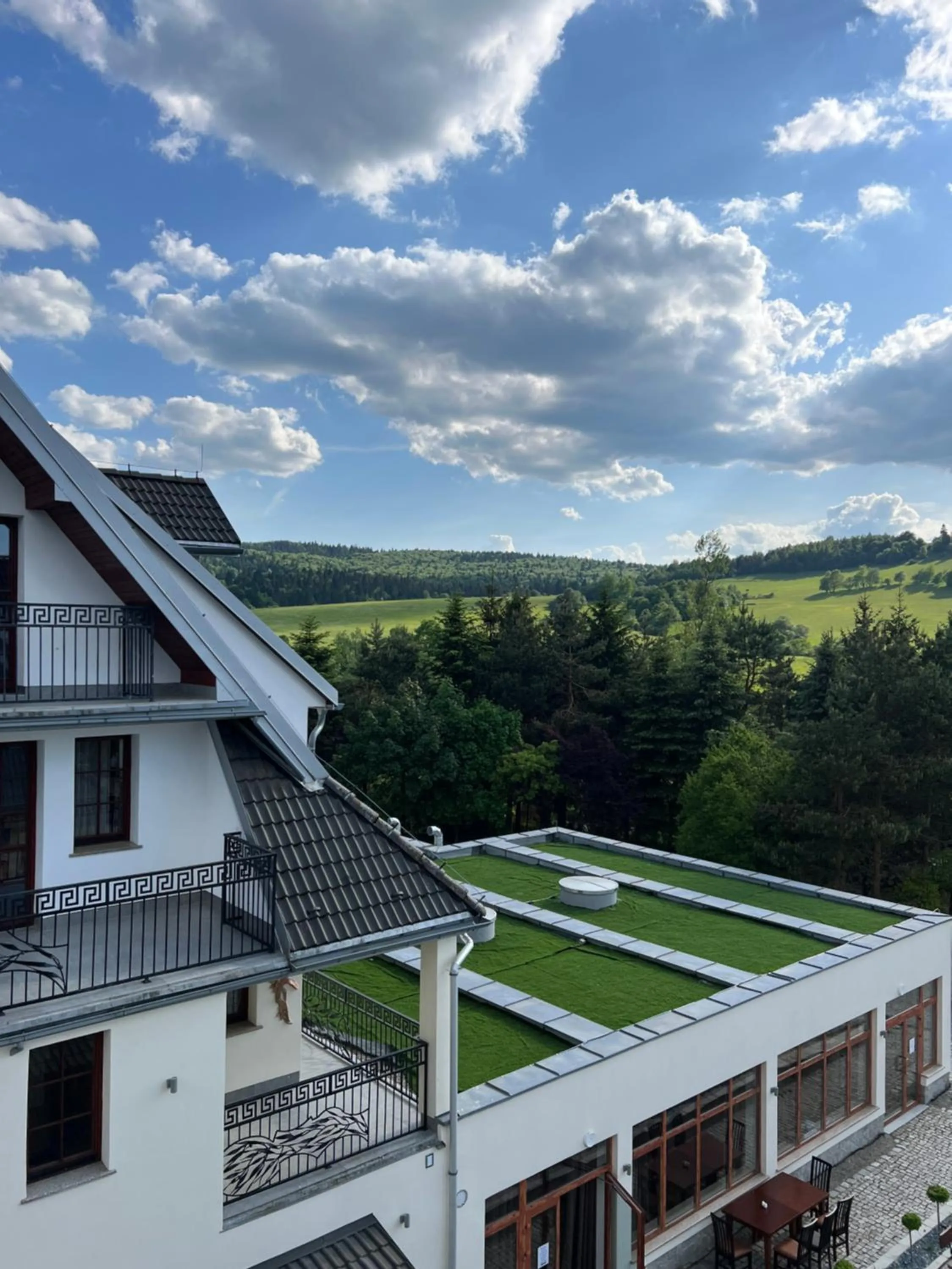 Property building in Końska Dolina