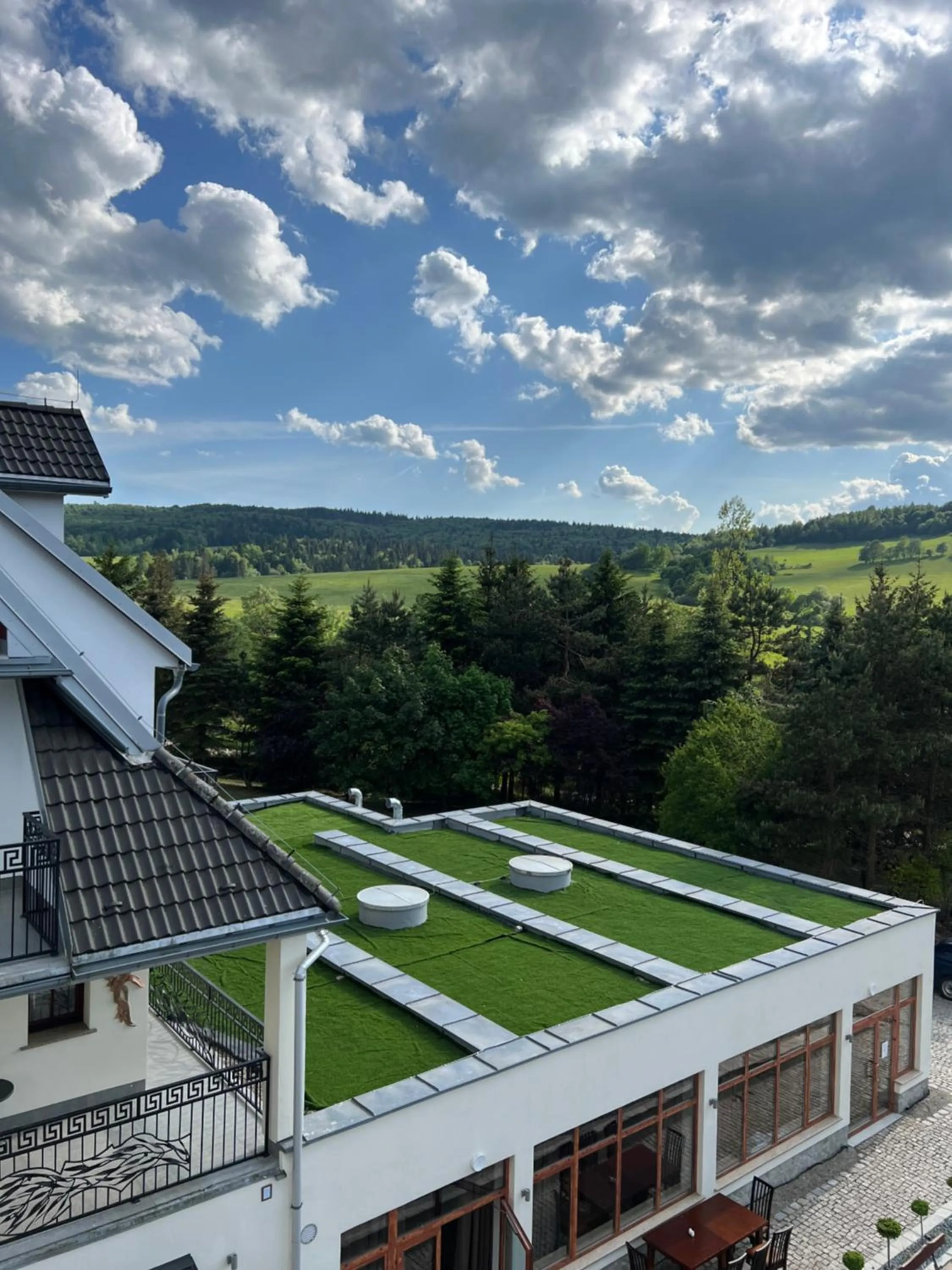 Property building in Końska Dolina