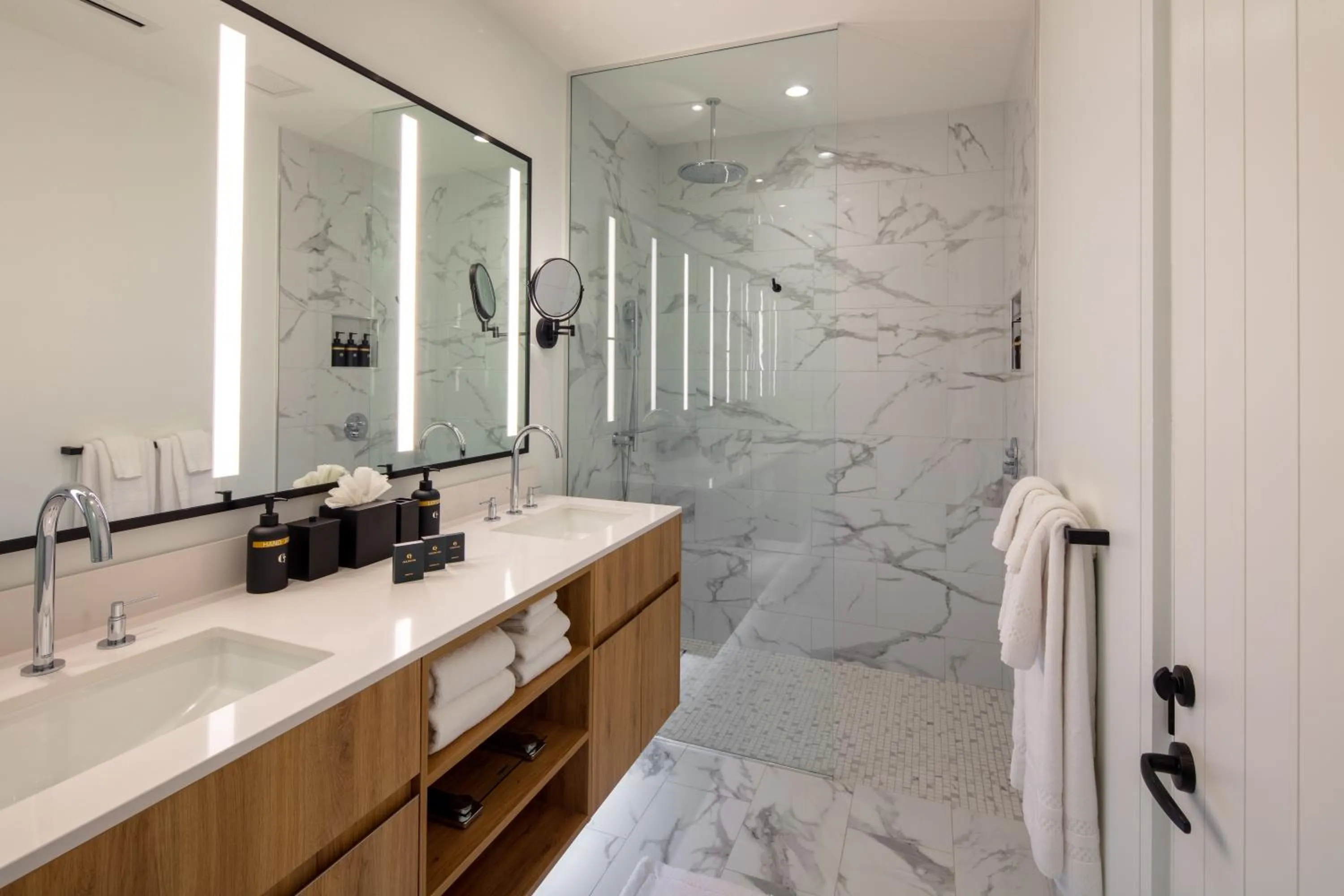 Bathroom in Goldwynn Resort & Residences