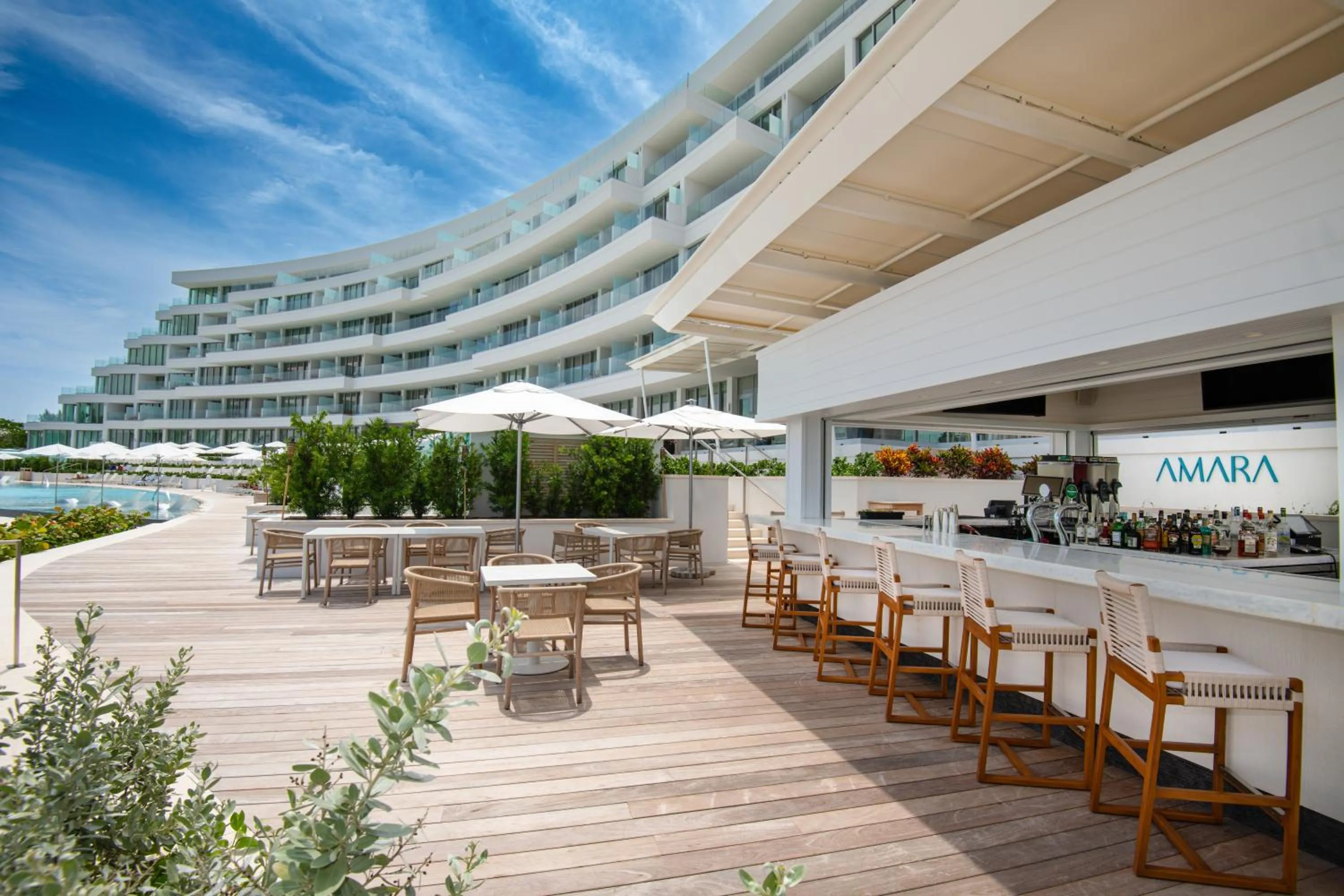 Restaurant/places to eat in Goldwynn Resort & Residences