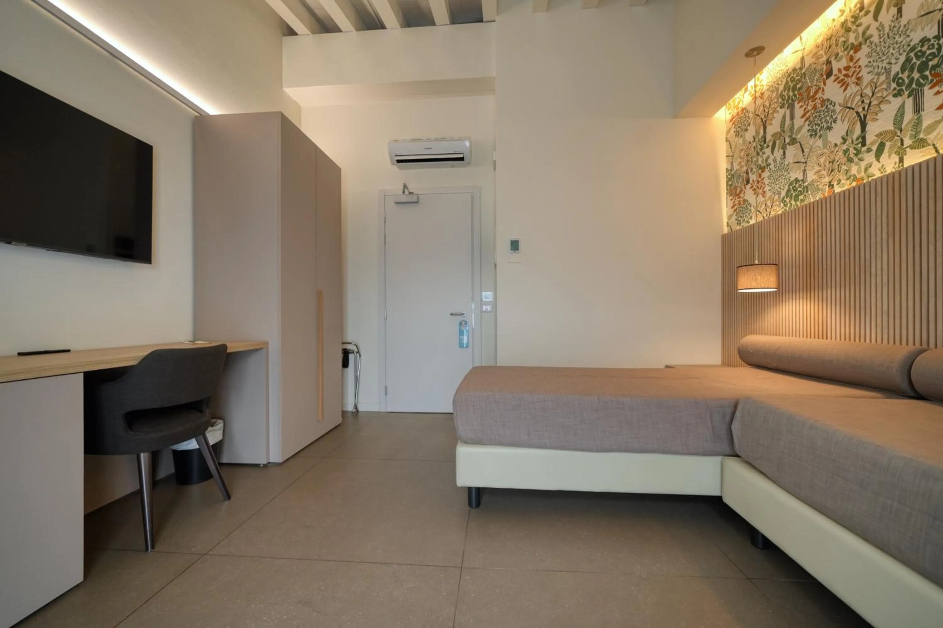 Bed in Hotel Palazzo del Garda & Spa