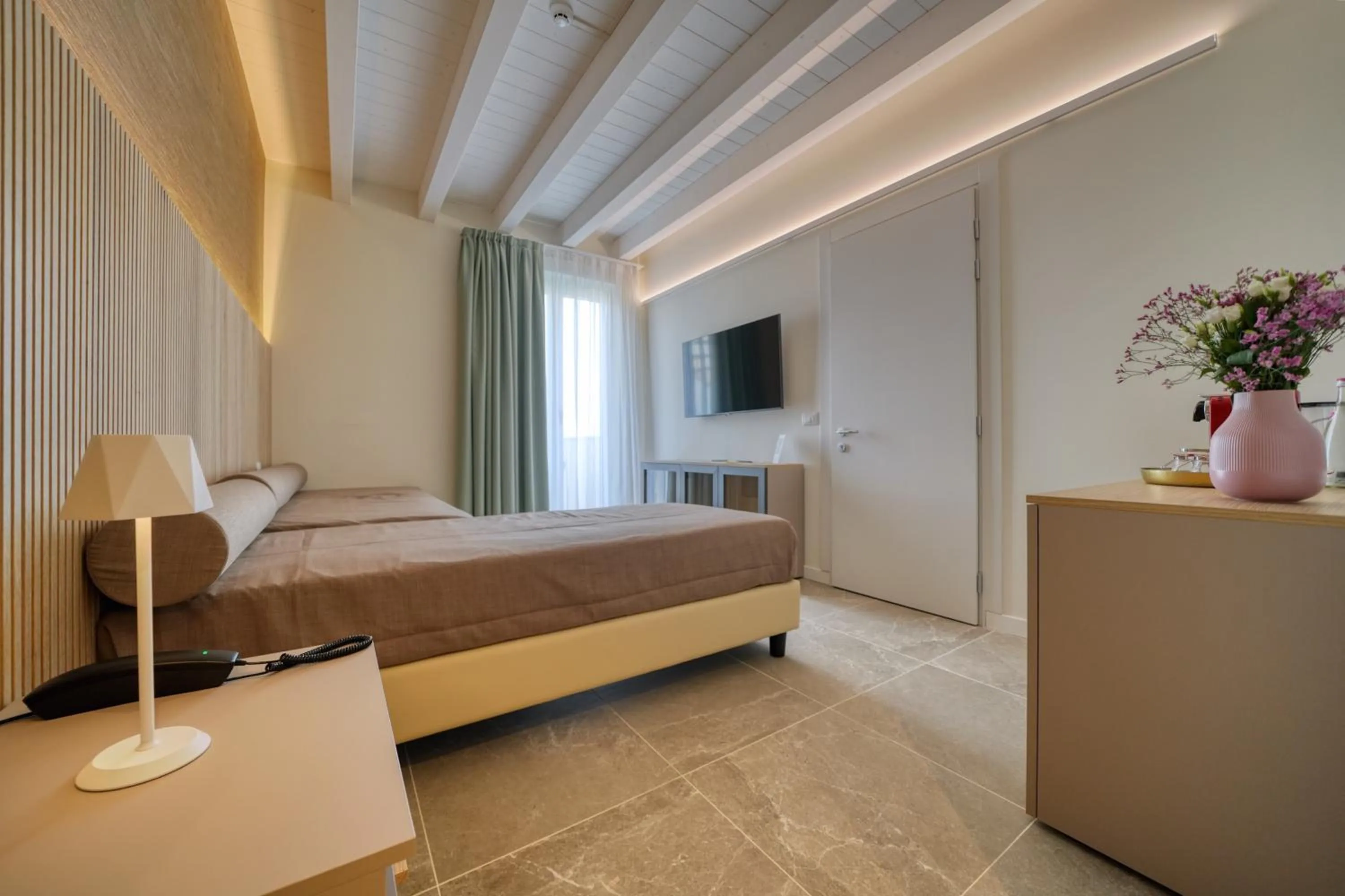 Bed in Hotel Palazzo del Garda & Spa