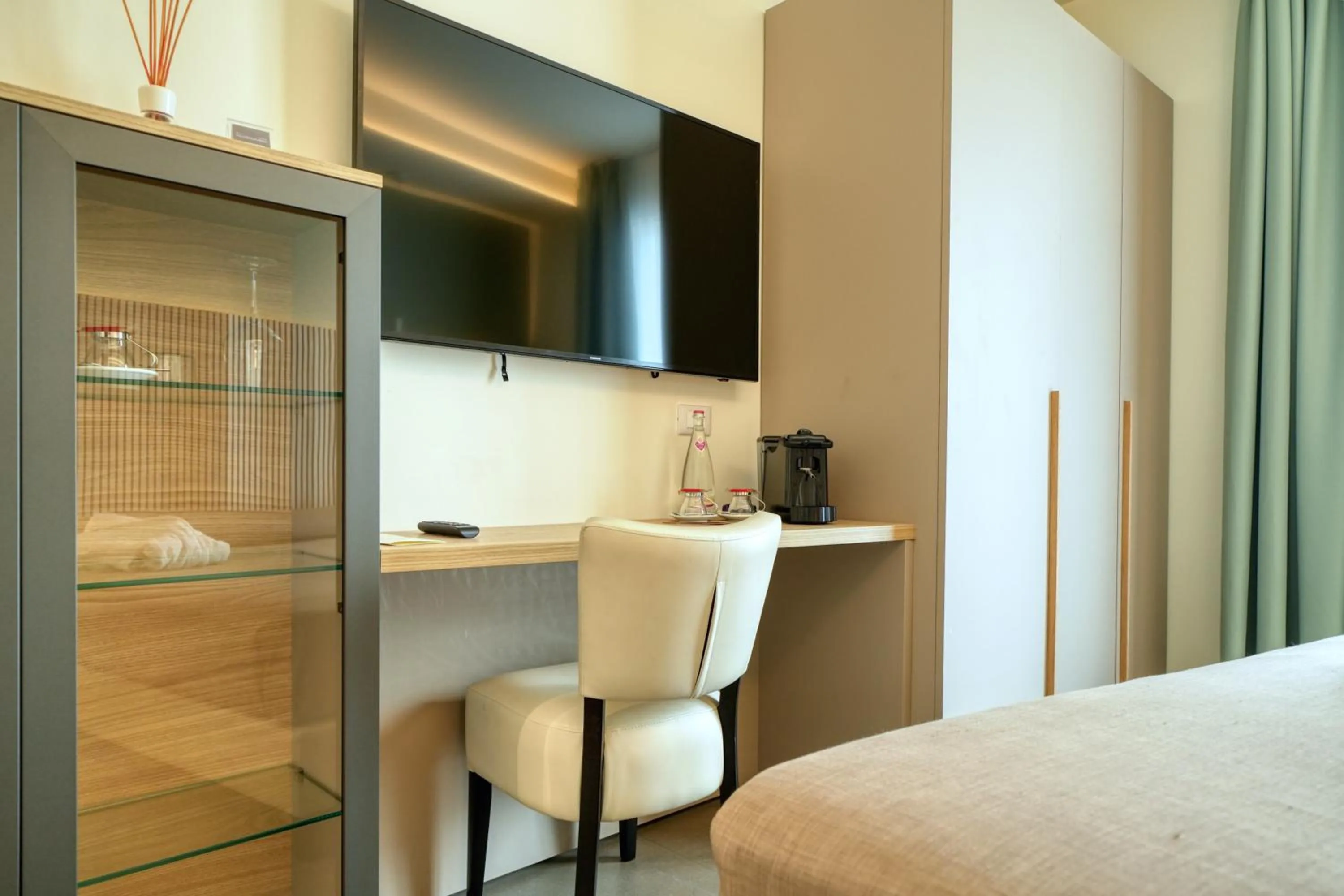 Bed in Hotel Palazzo del Garda & Spa