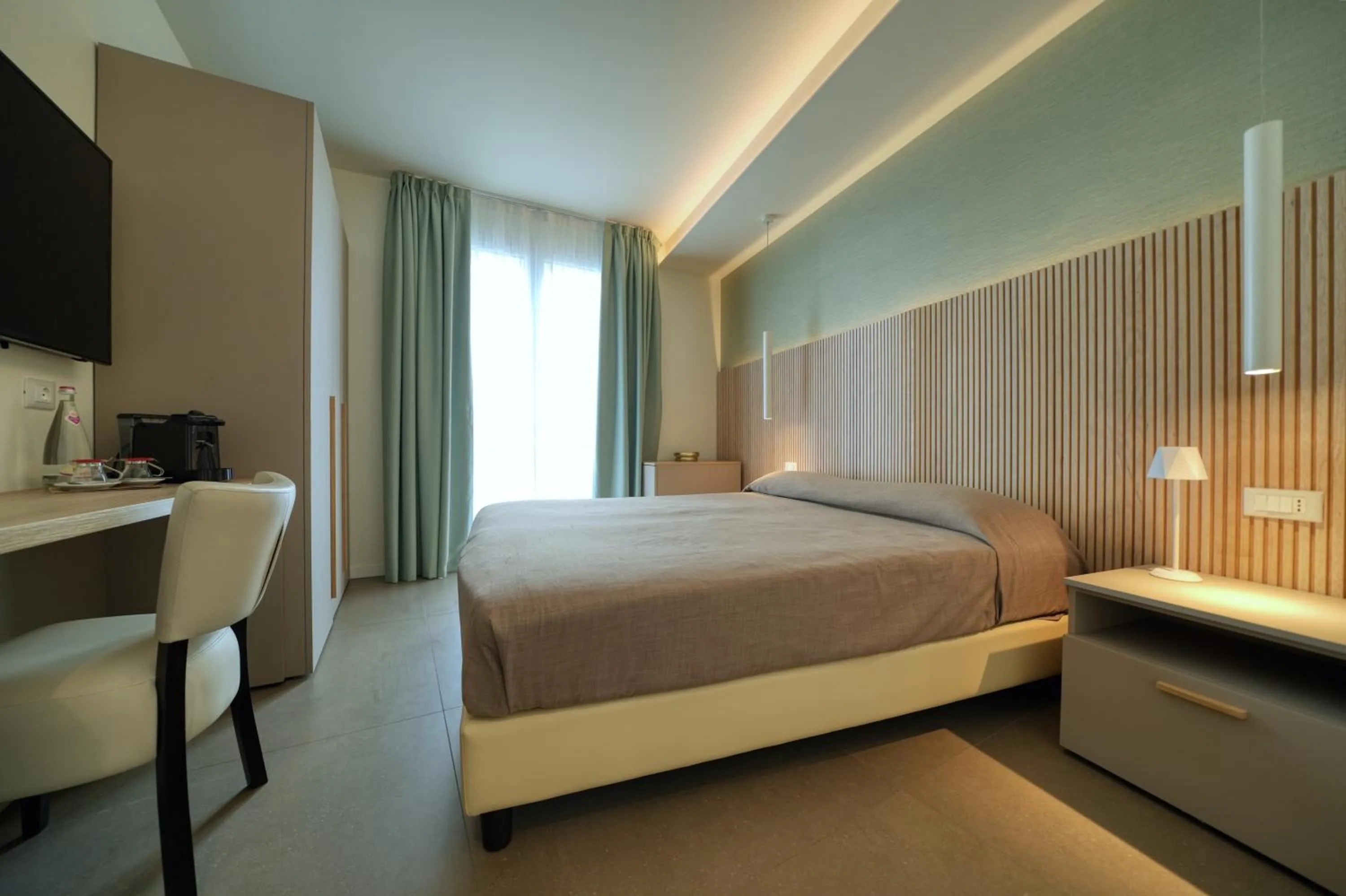 Bed in Hotel Palazzo del Garda & Spa