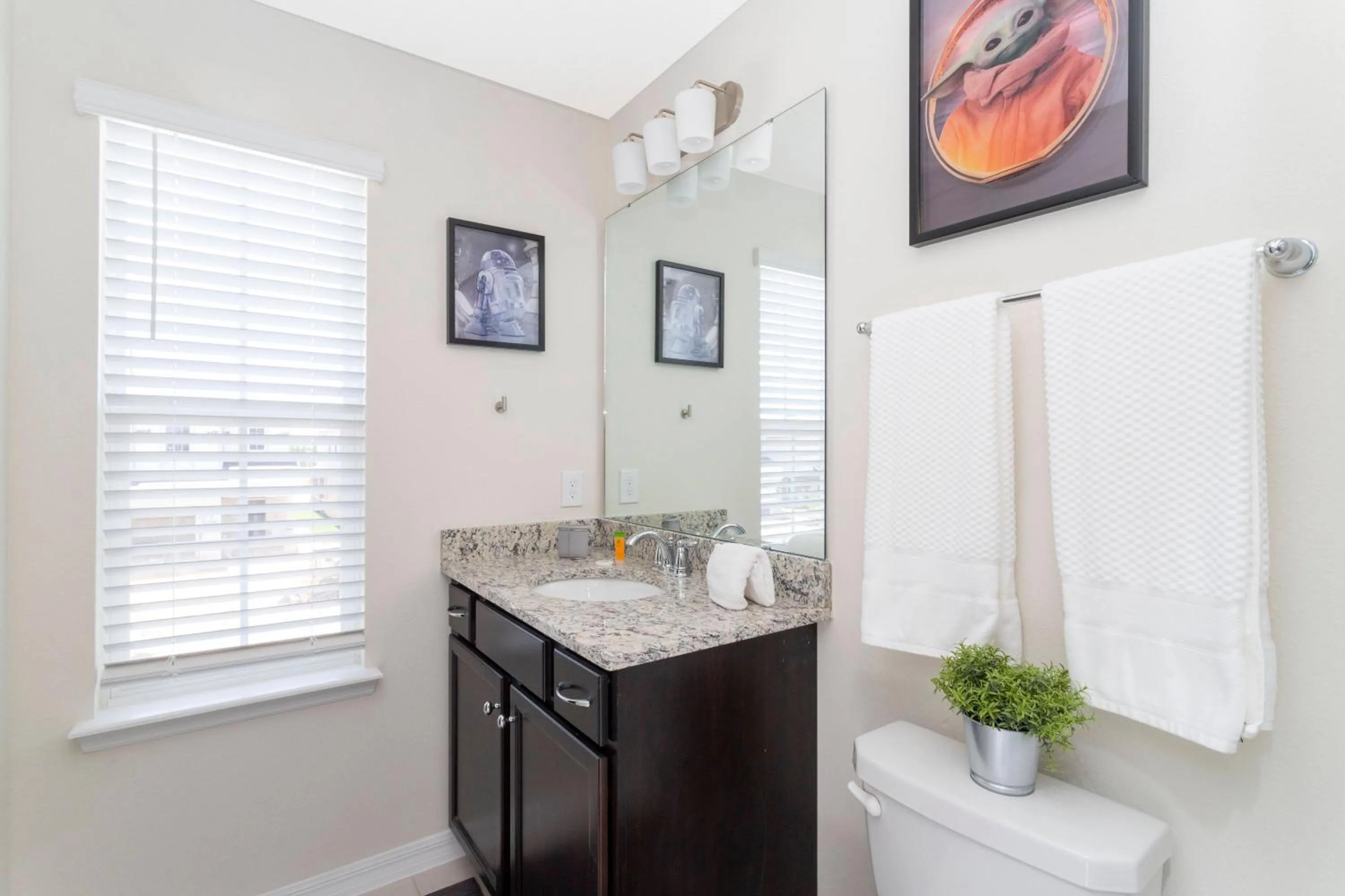 Bathroom in 7-bed w Pool, Game Room and Free Resort Access