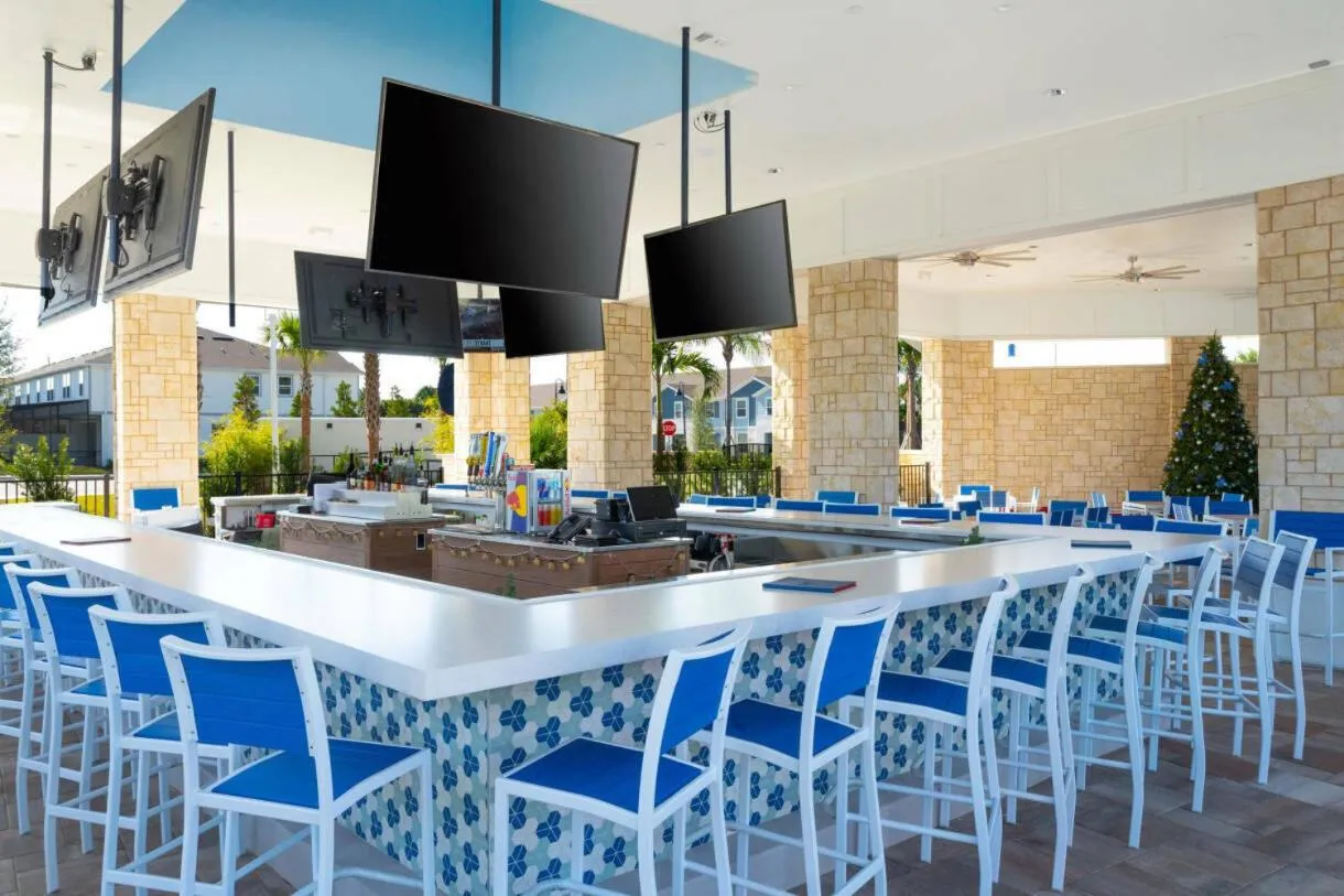 Restaurant/places to eat in 7-bed w Pool, Game Room and Free Resort Access