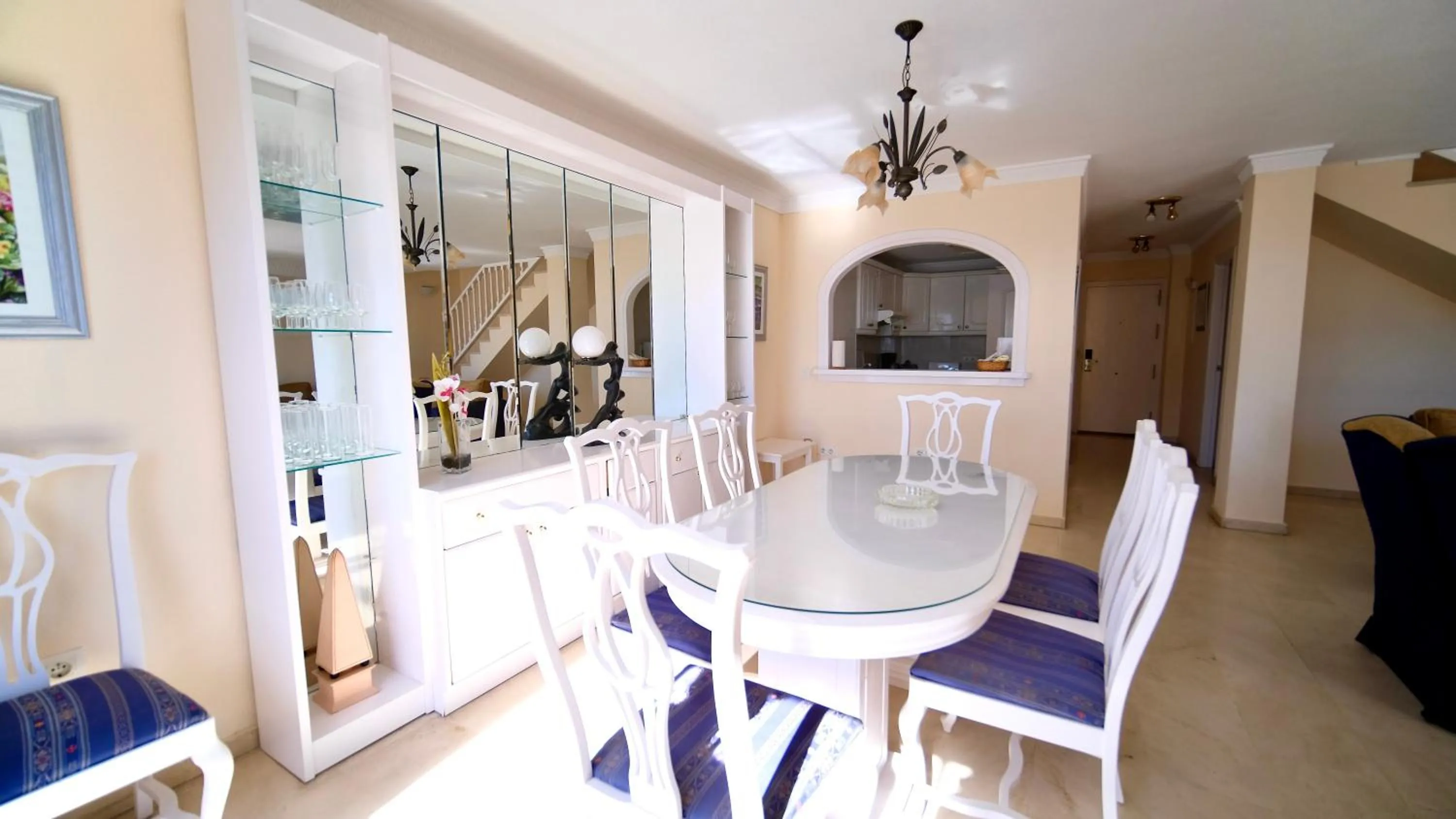 Dining area in Playa Real