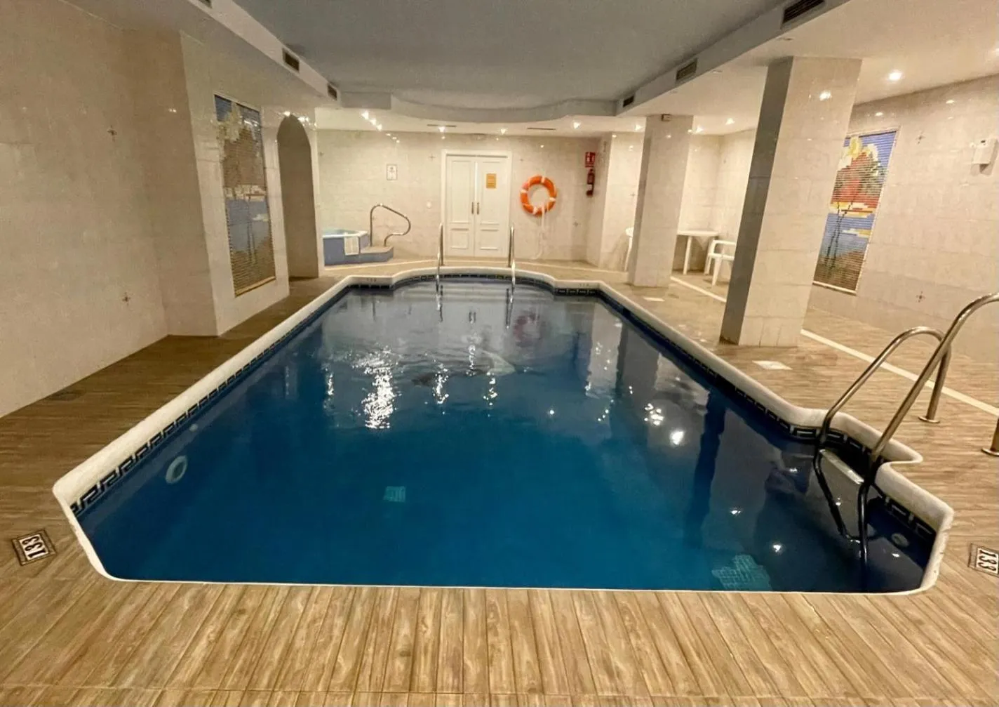 Swimming pool in Playa Real