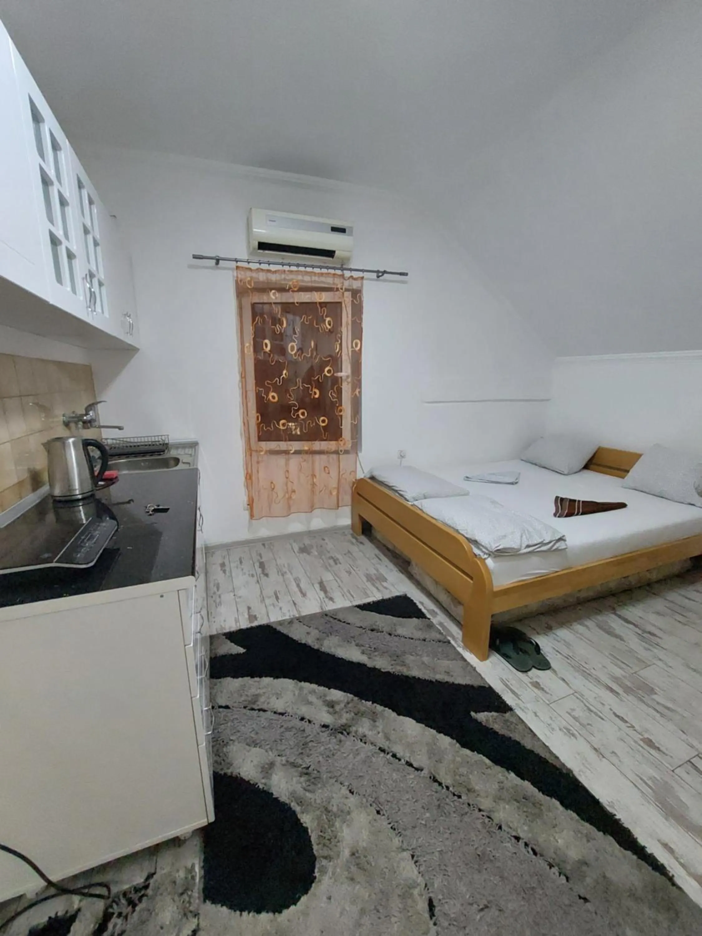 Standard Studio in Hostel Inn Downtown