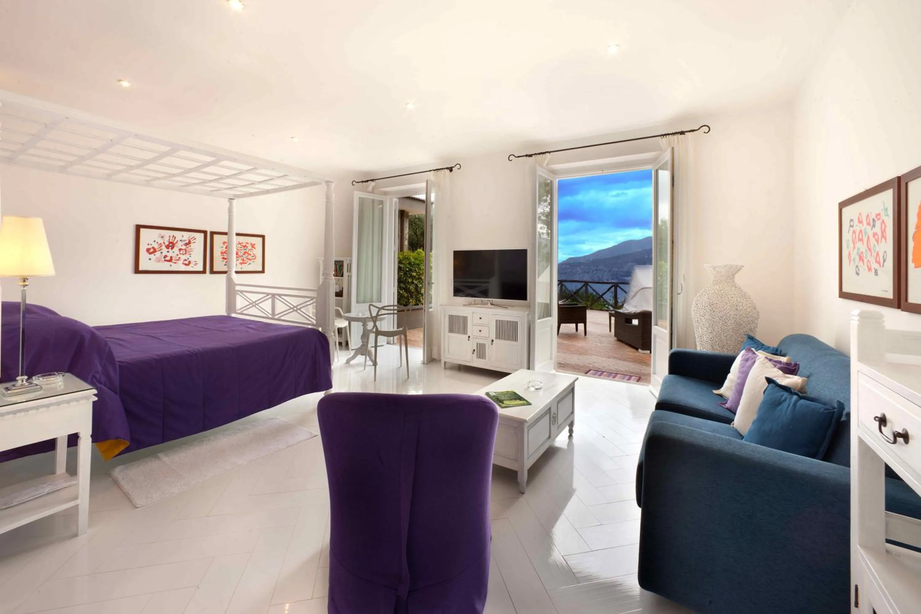 Bed in Hotel Bristol