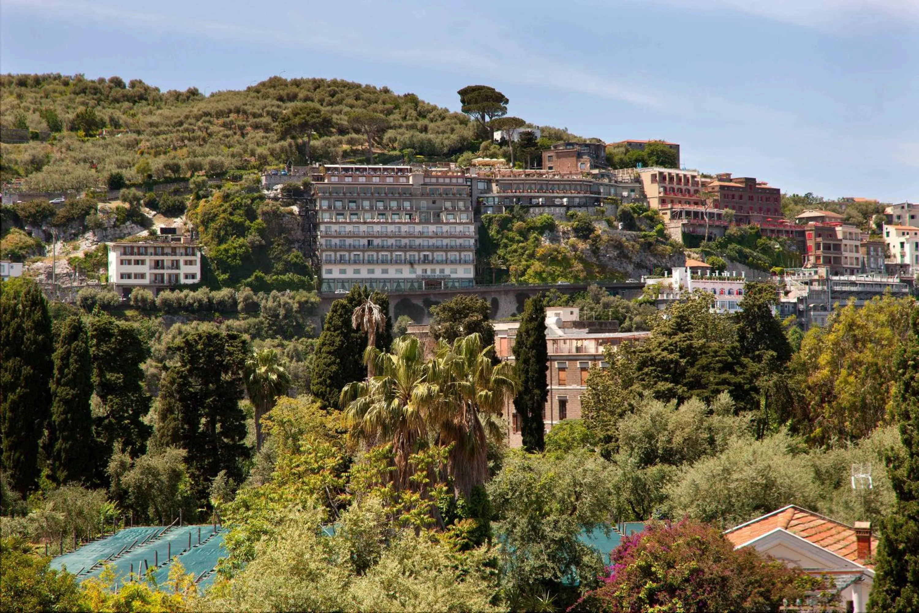 Day in Hotel Bristol