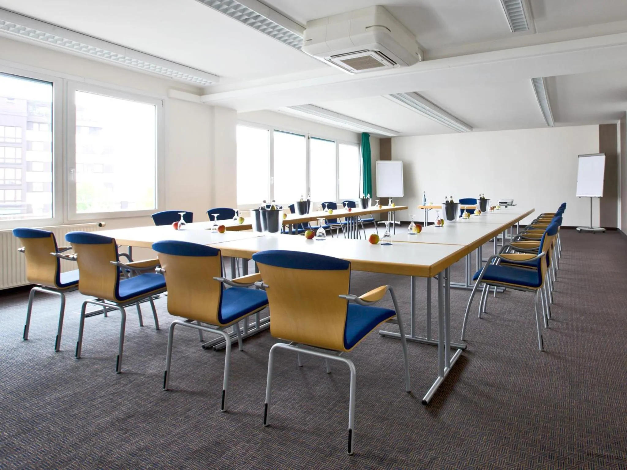 Business facilities in bonjour Tagungshotel Stuttgart-Gerlingen