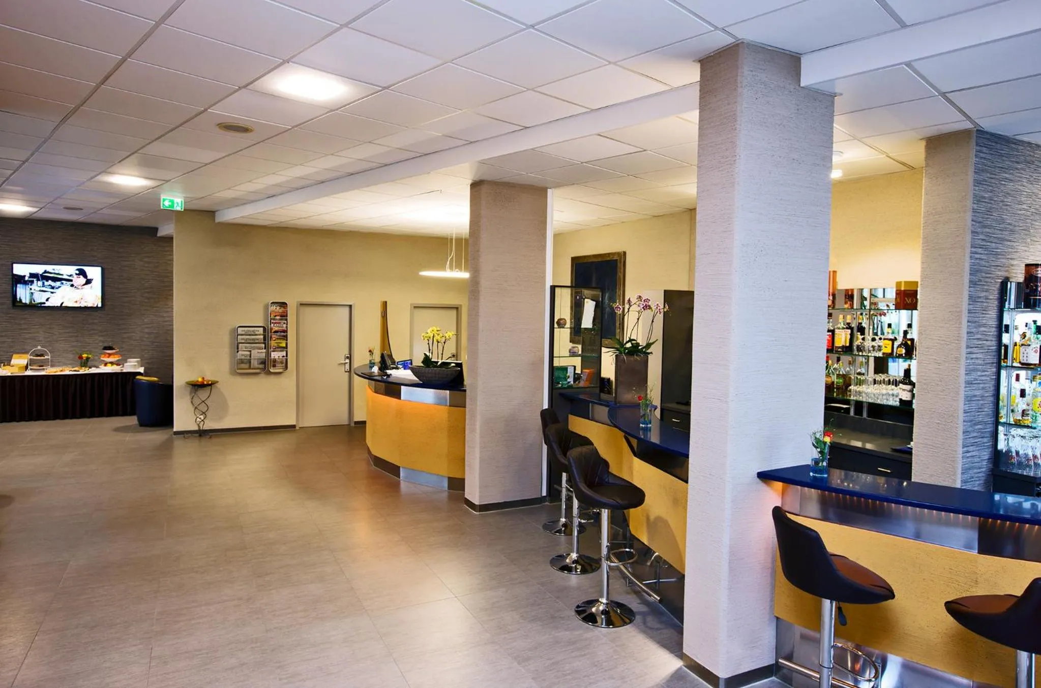 Lounge or bar in bonjour Tagungshotel Stuttgart-Gerlingen