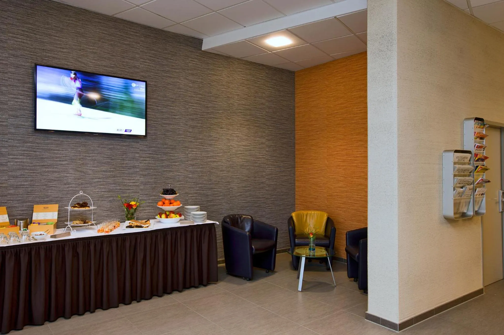 Restaurant/places to eat in bonjour Tagungshotel Stuttgart-Gerlingen