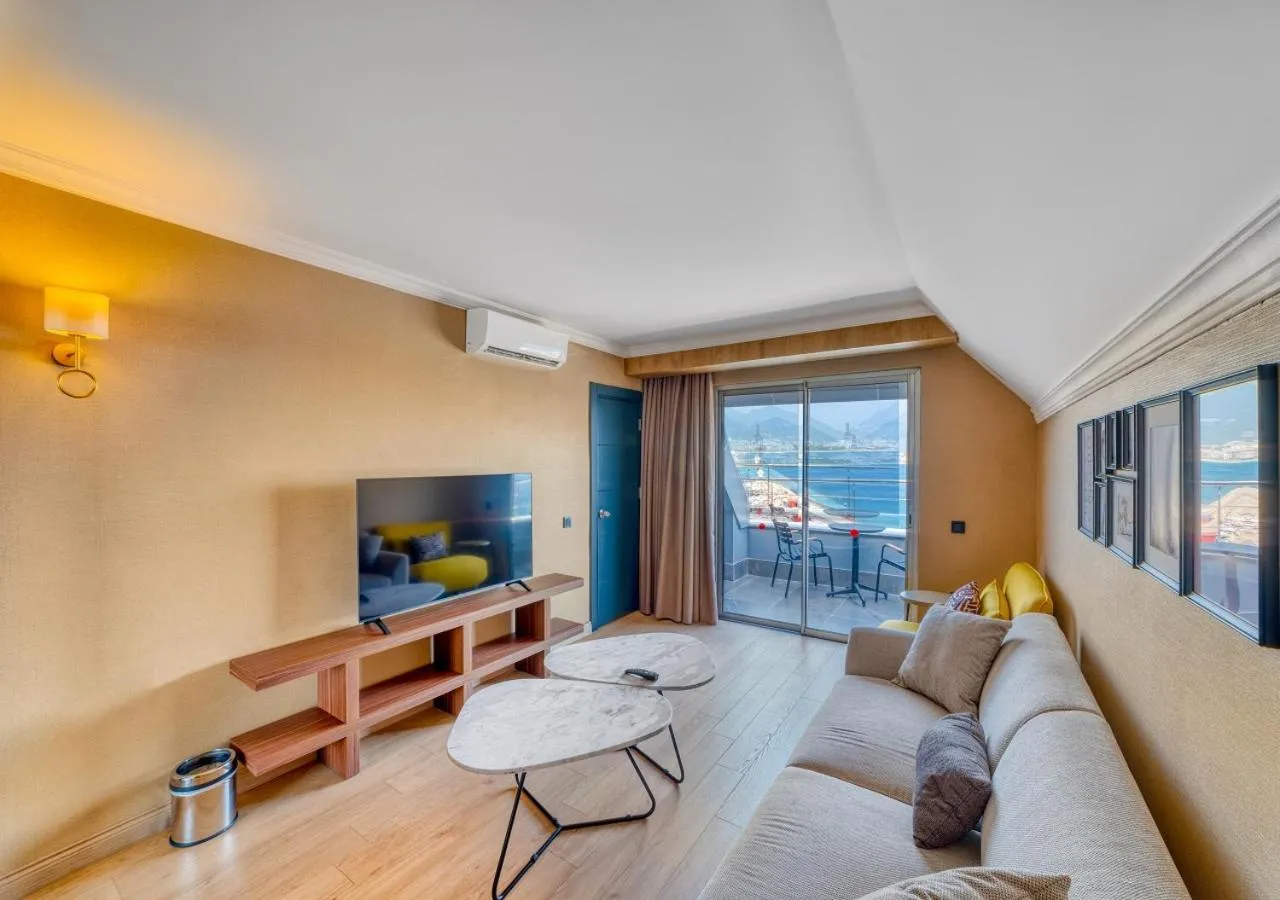 Seating area in Numa Port Hotel