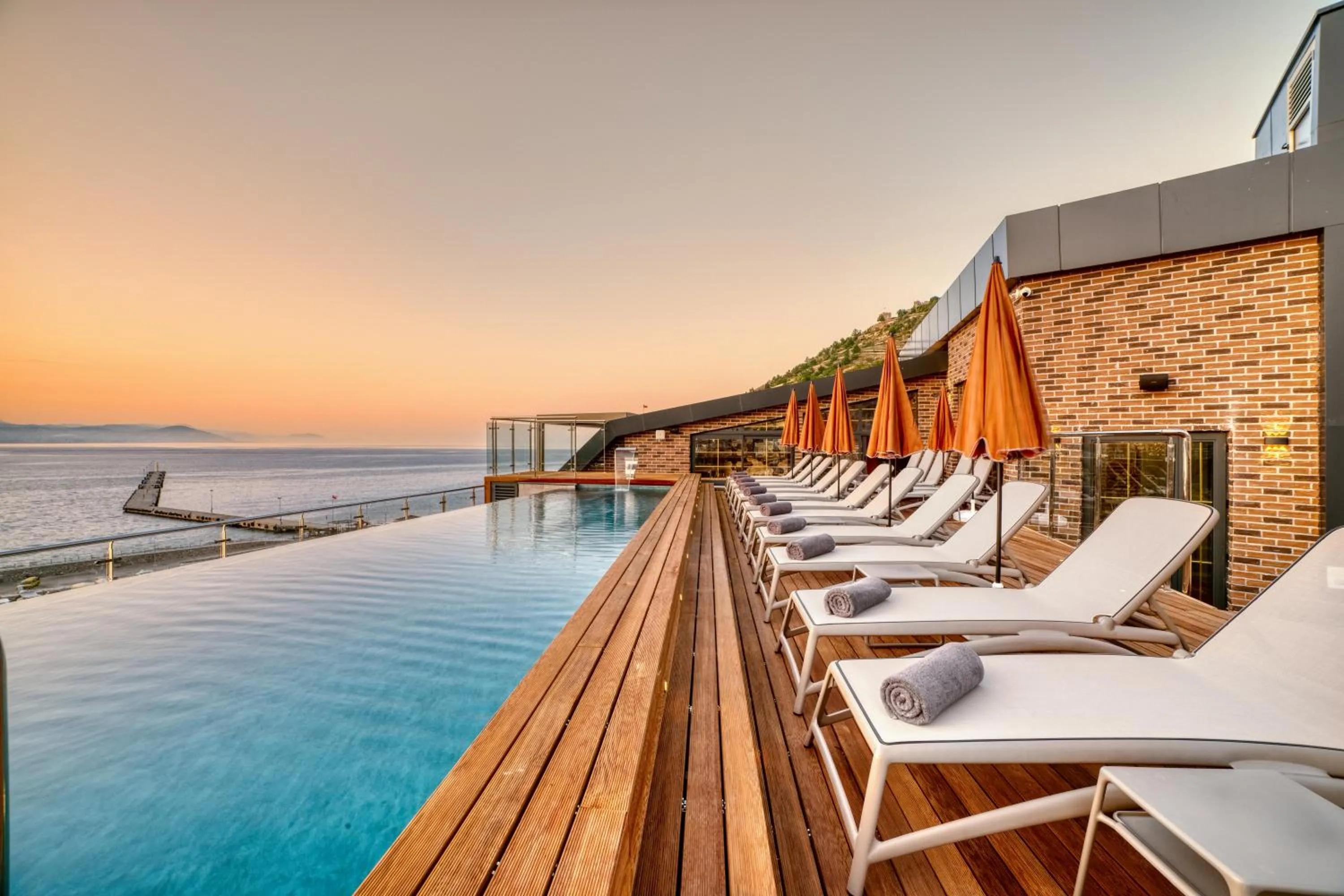 Swimming pool in Numa Port Hotel