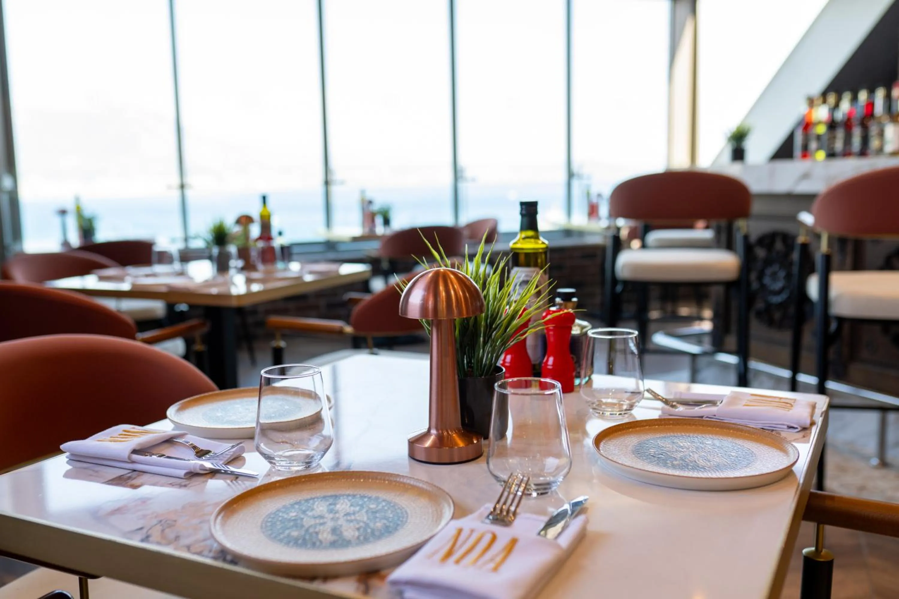 Restaurant/places to eat in Numa Port Hotel