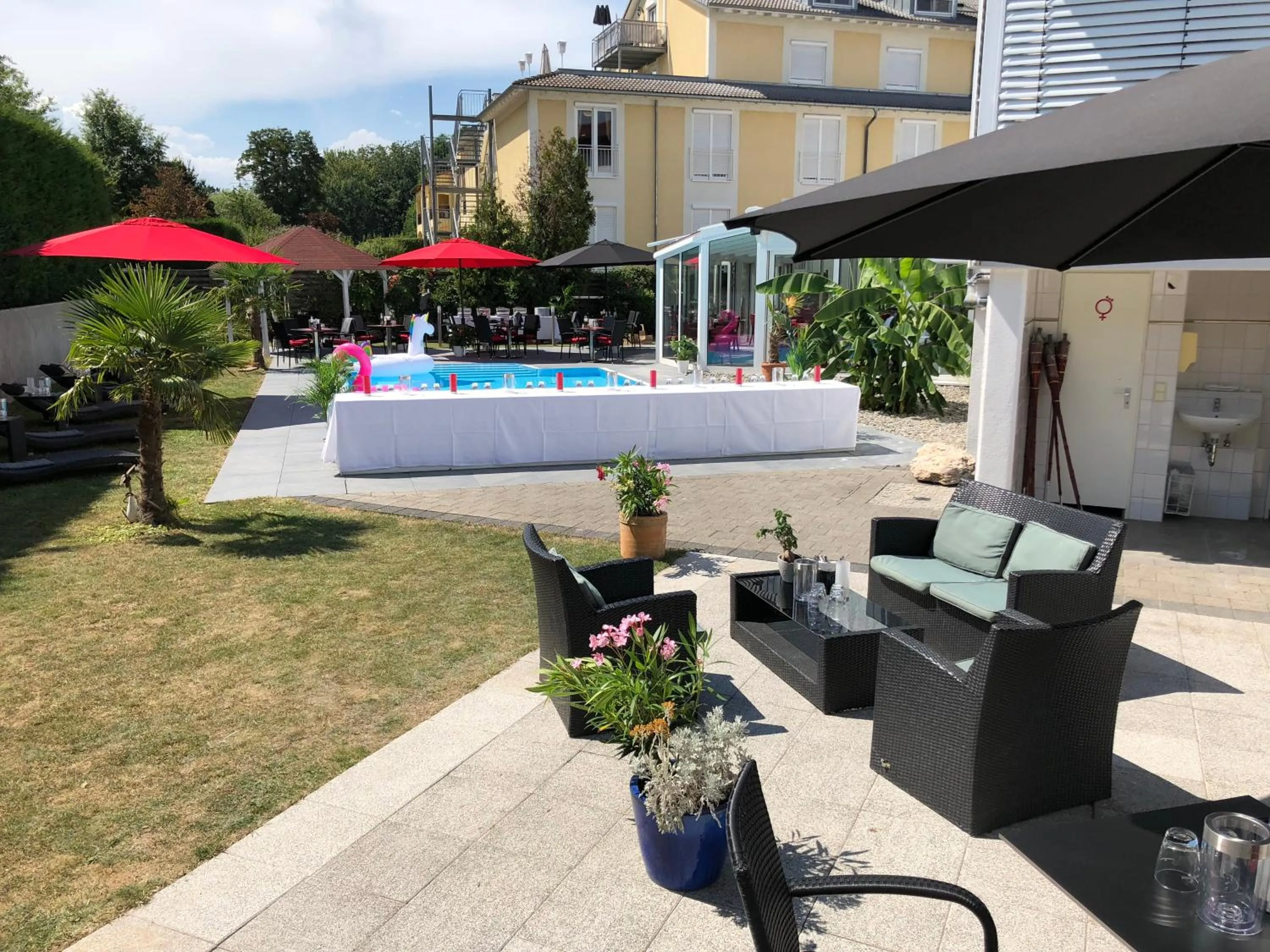 Swimming pool in Apartments Andante