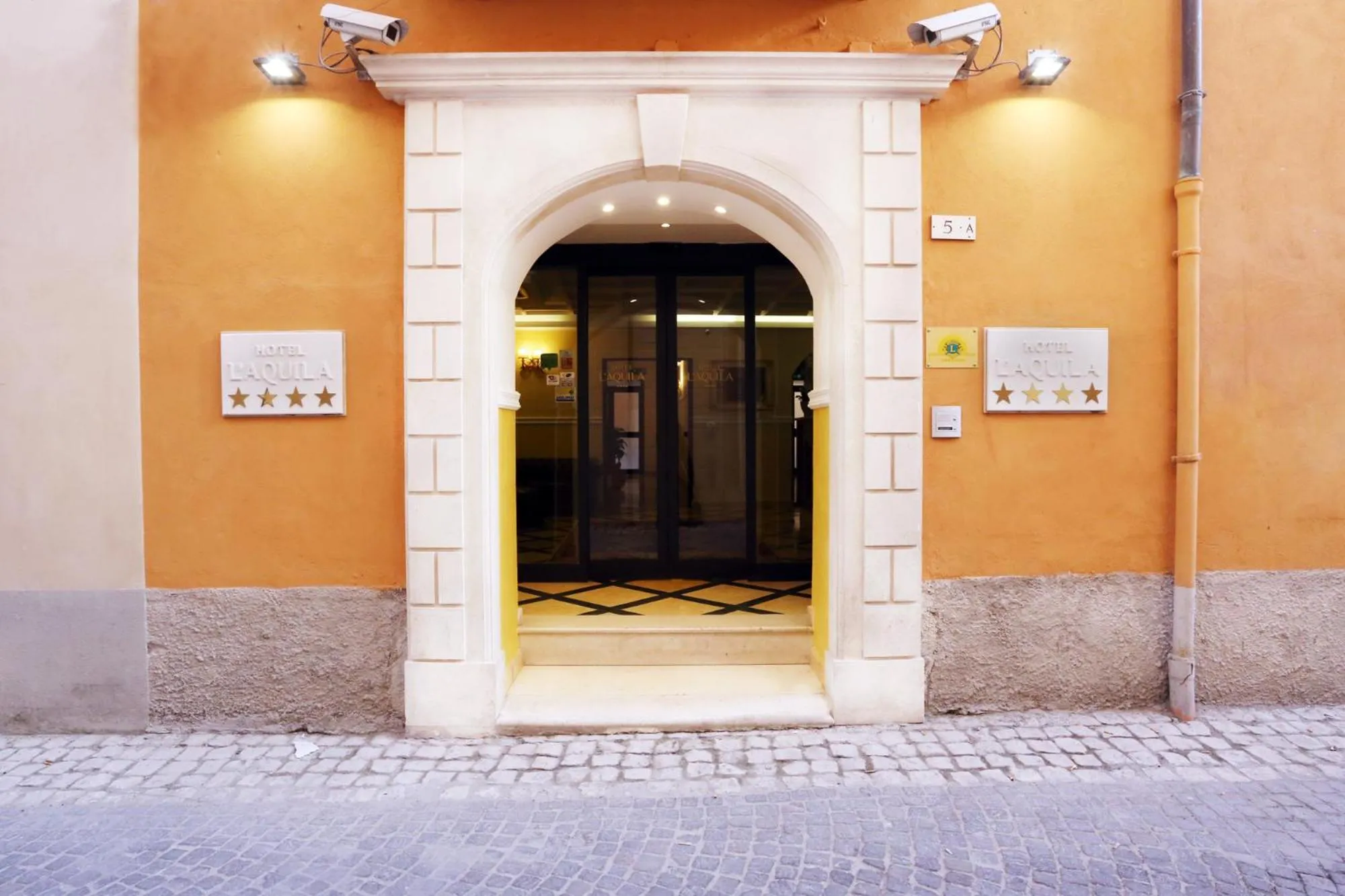 Facade/entrance in Hotel L'Aquila