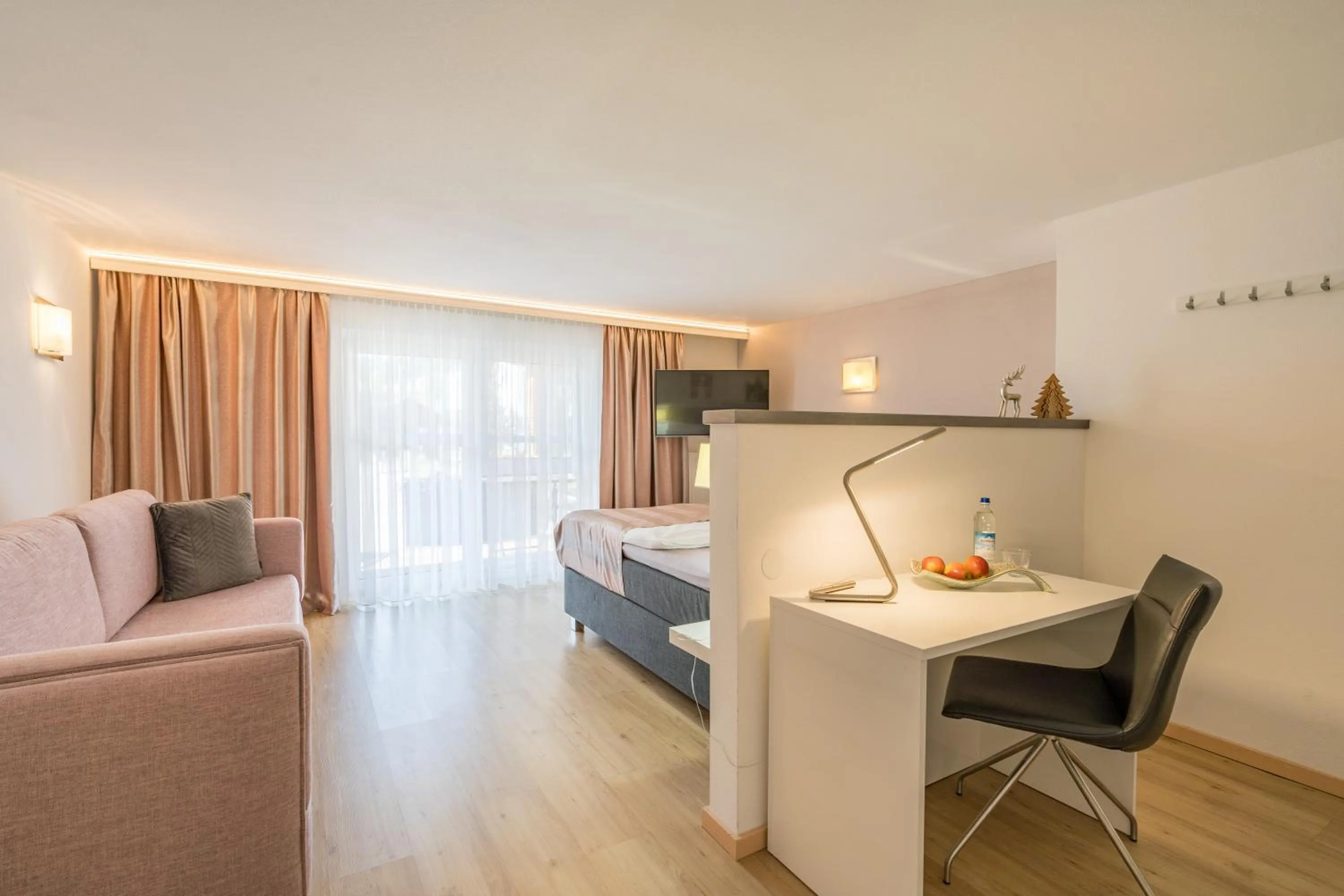 TV and multimedia, Bed in bichl 761