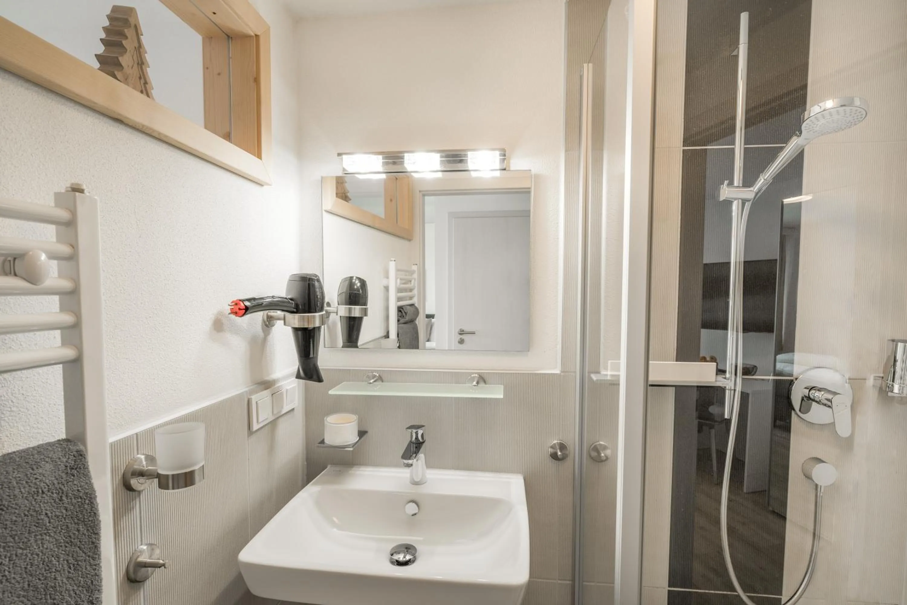 Bathroom in bichl 761