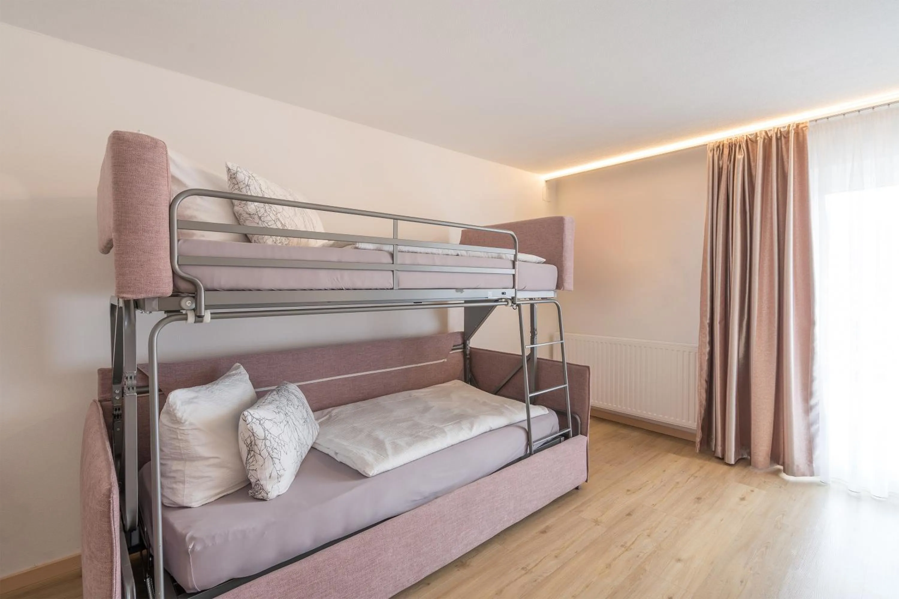 Seating area, Bed in bichl 761